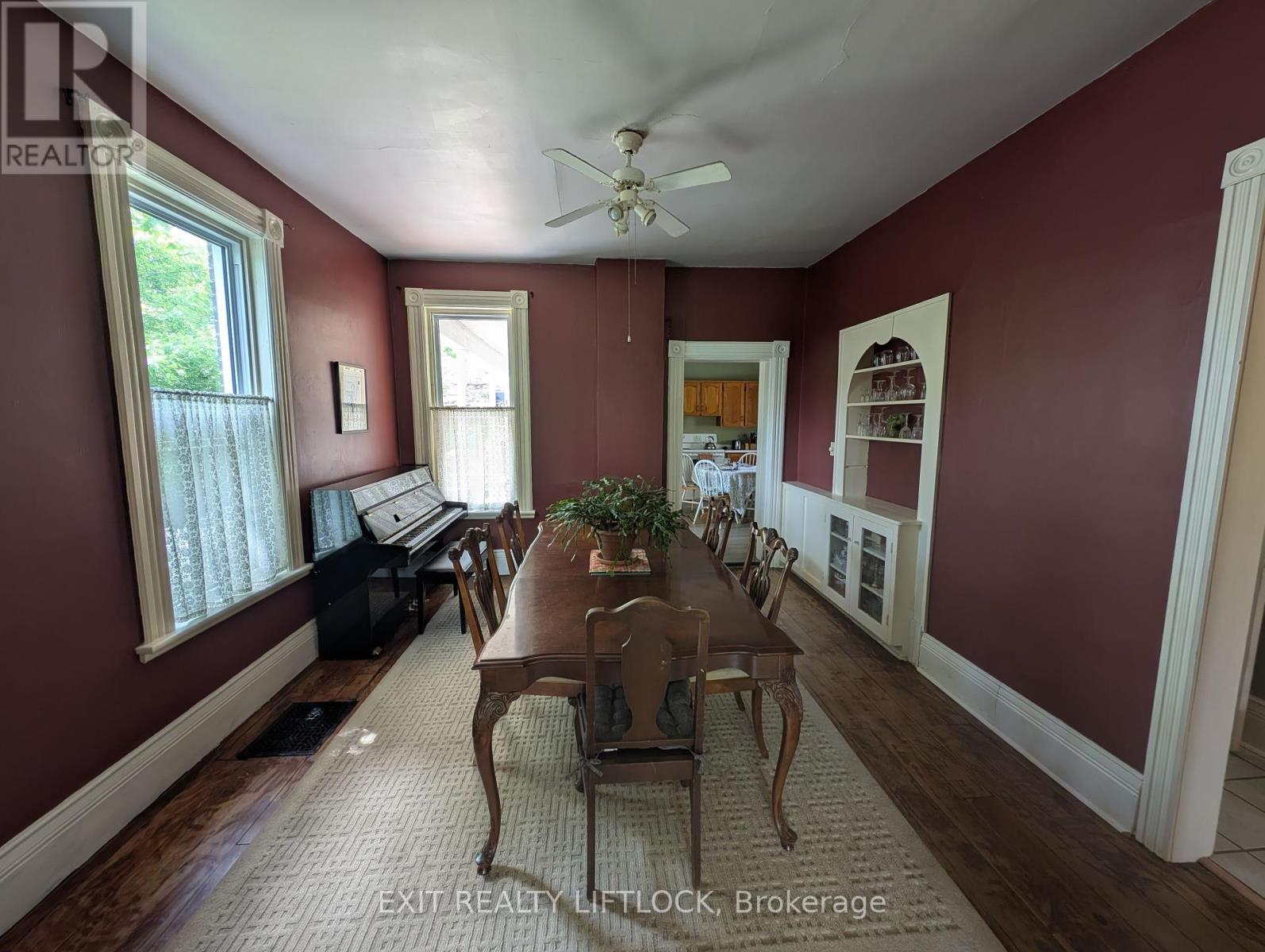 629 Aylmer Street N, Peterborough Central, Ontario K9H 3X2 - Photo 10 - X12186342