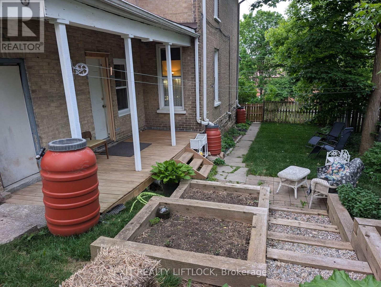 629 Aylmer Street N, Peterborough Central, Ontario K9H 3X2 - Photo 4 - X12186342