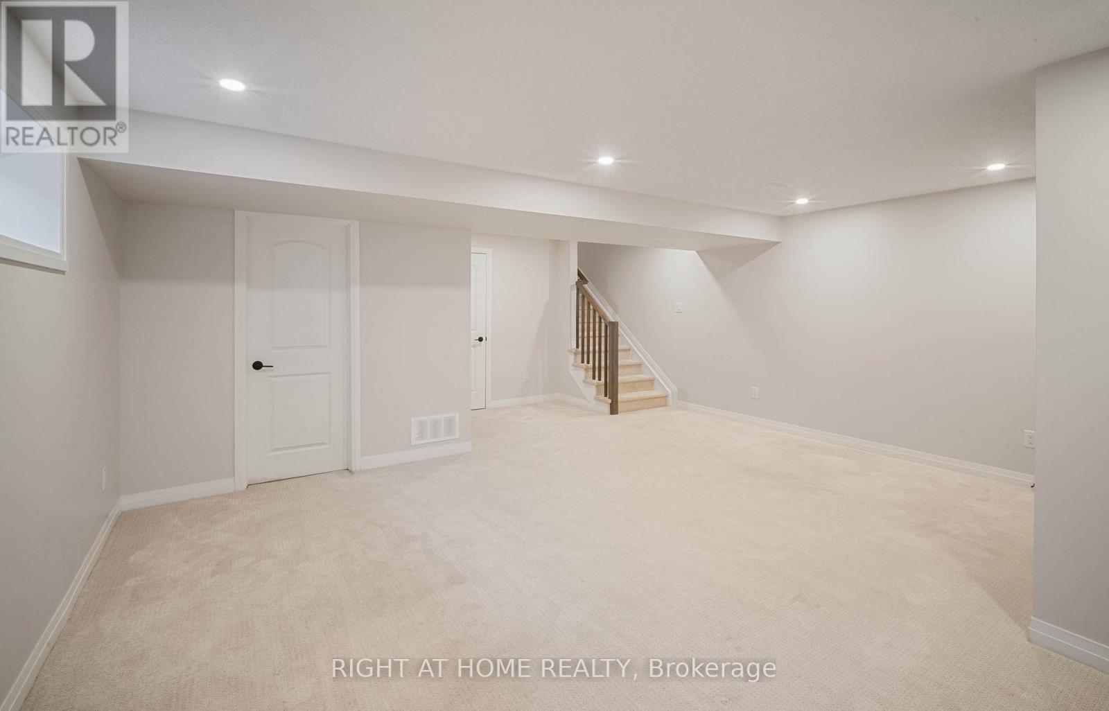 1070 Chapman Mills Drive, Ottawa, Ontario  K2J 6P5 - Photo 21 - X12186334