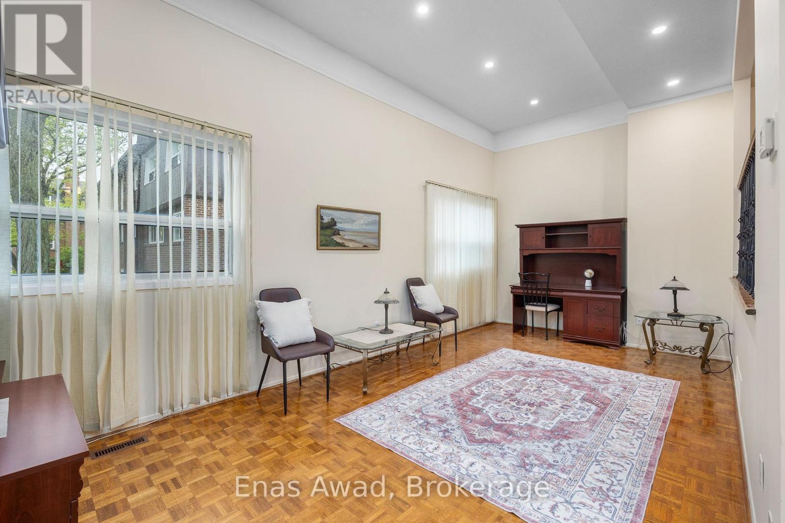 Property at 74 BLACK HAWK WAY image 2
