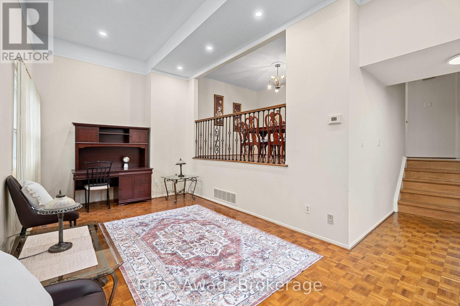 Property at 74 BLACK HAWK WAY image 4