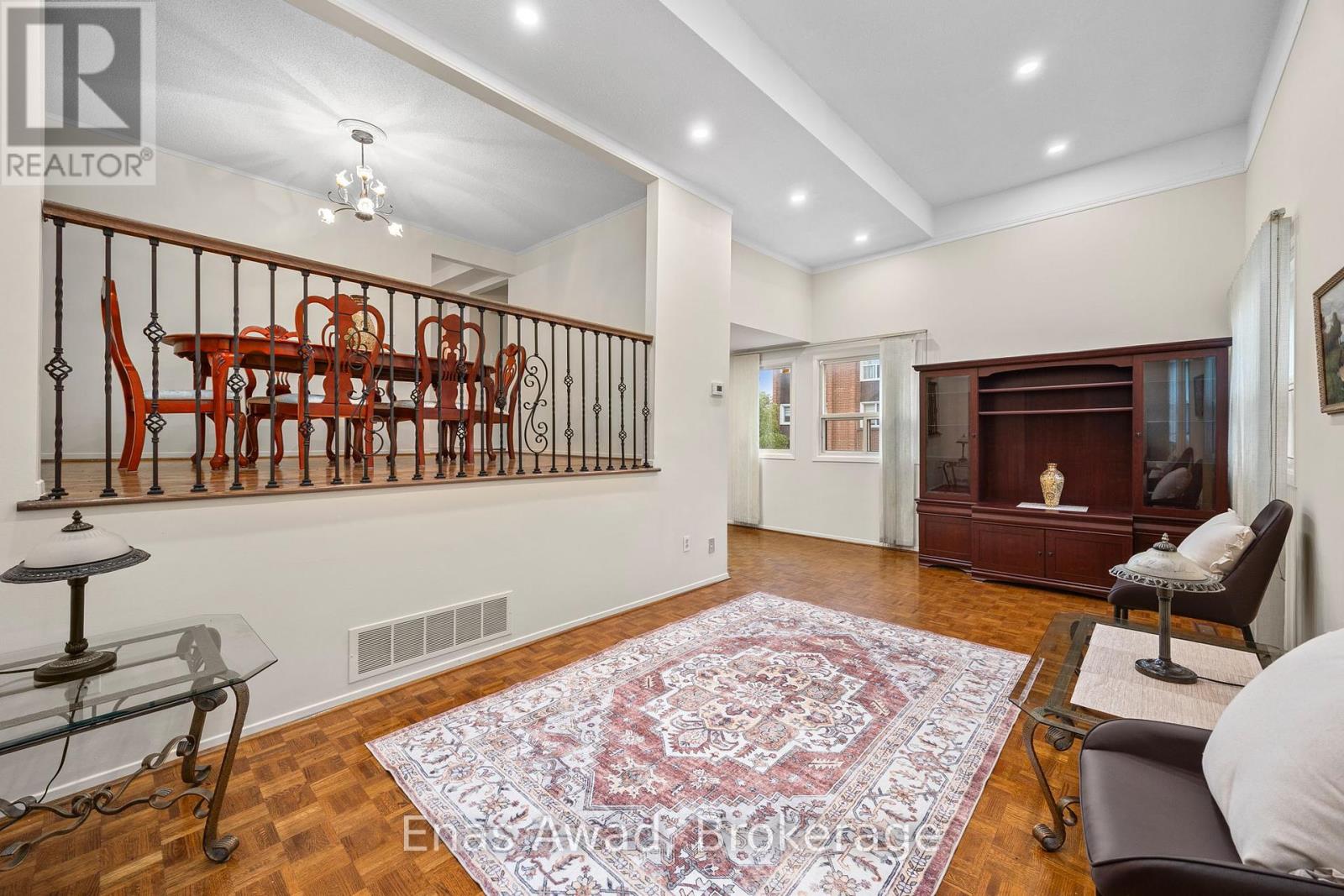 Property at 74 BLACK HAWK WAY image 5