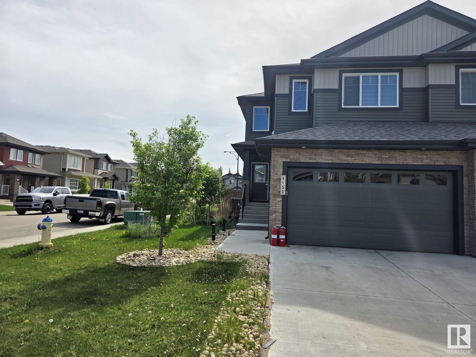 Property at 9150 COOPER CR SW SW image