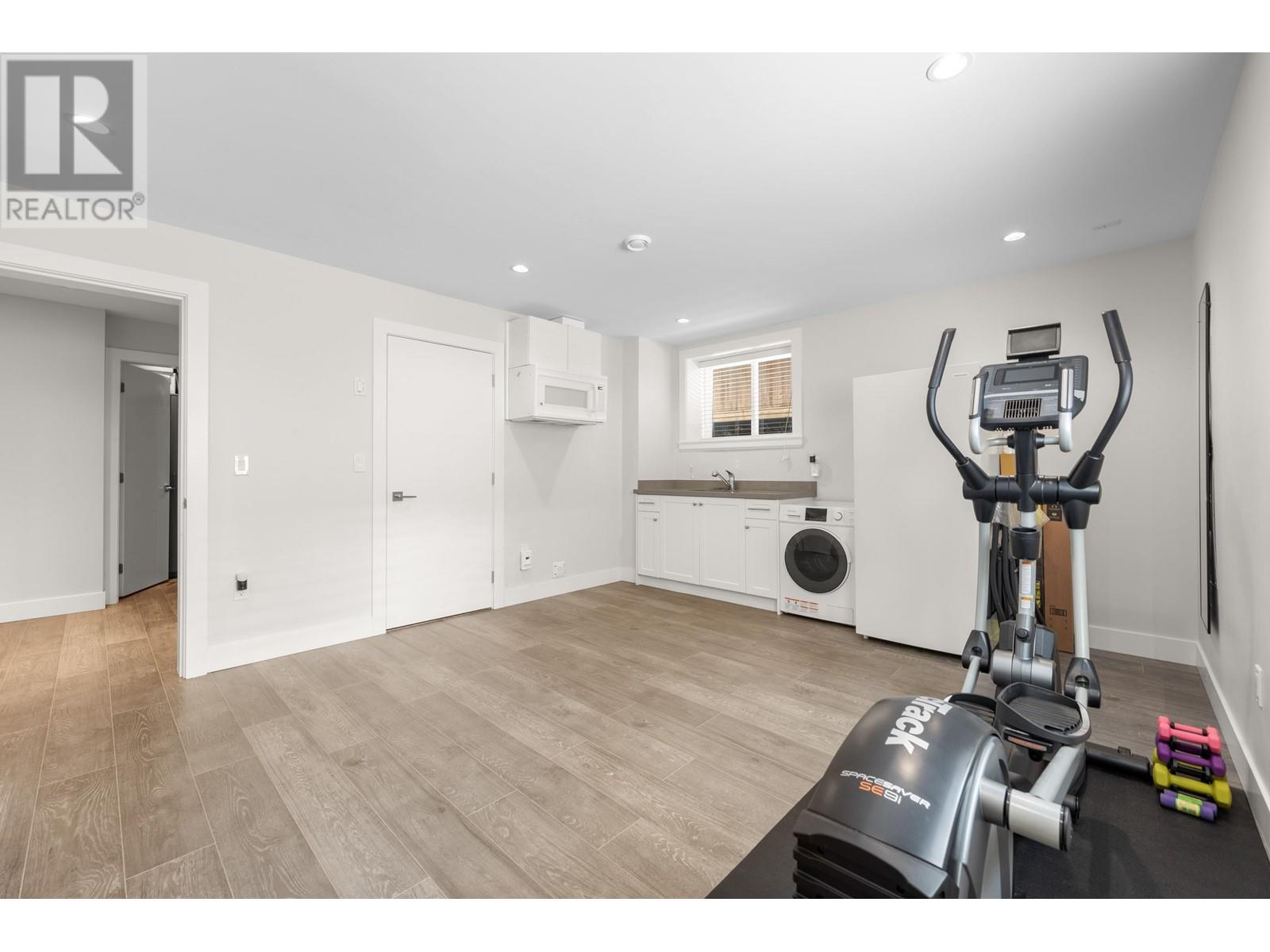6508 Rumble Street, Burnaby, British Columbia  V5E 1A7 - Photo 33 - R3007625