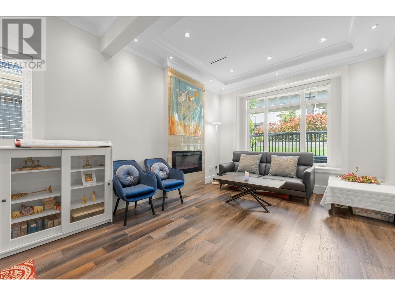 6508 Rumble Street, Burnaby, British Columbia  V5E 1A7 - Photo 8 - R3007625