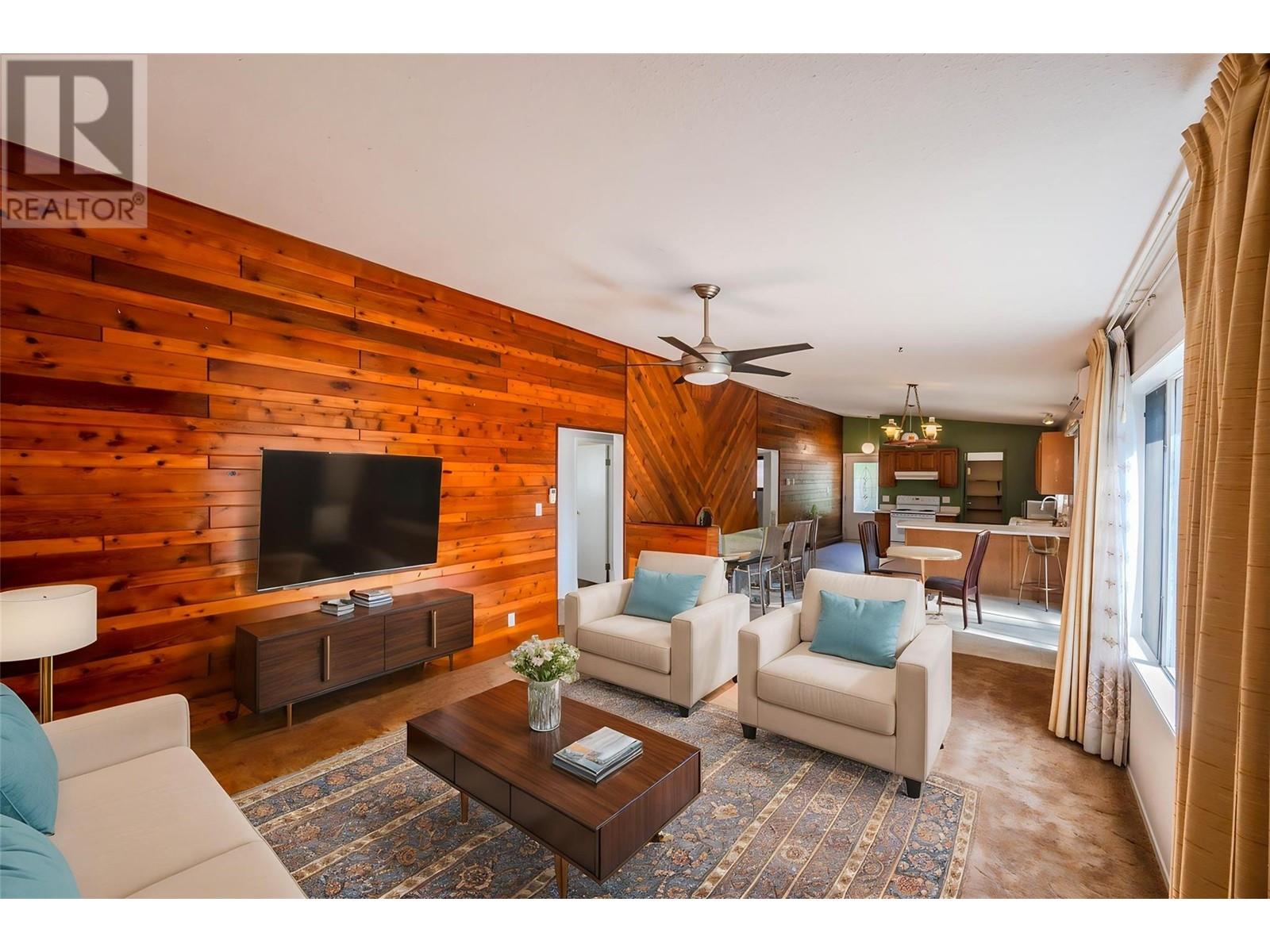 4465 Mallory Crescent, Okanagan Falls, British Columbia  V0H 1R1 - Photo 3 - 10349473