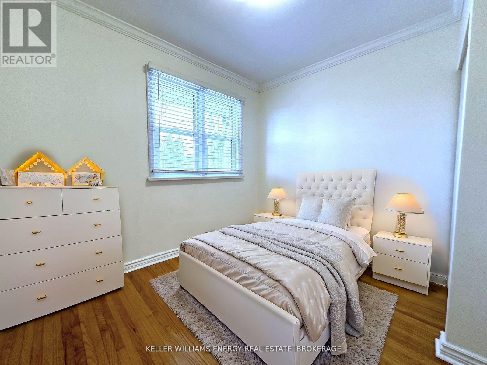 714 Dunlop Street W, Whitby, Ontario  L1N 1V6 - Photo 25 - E12055600
