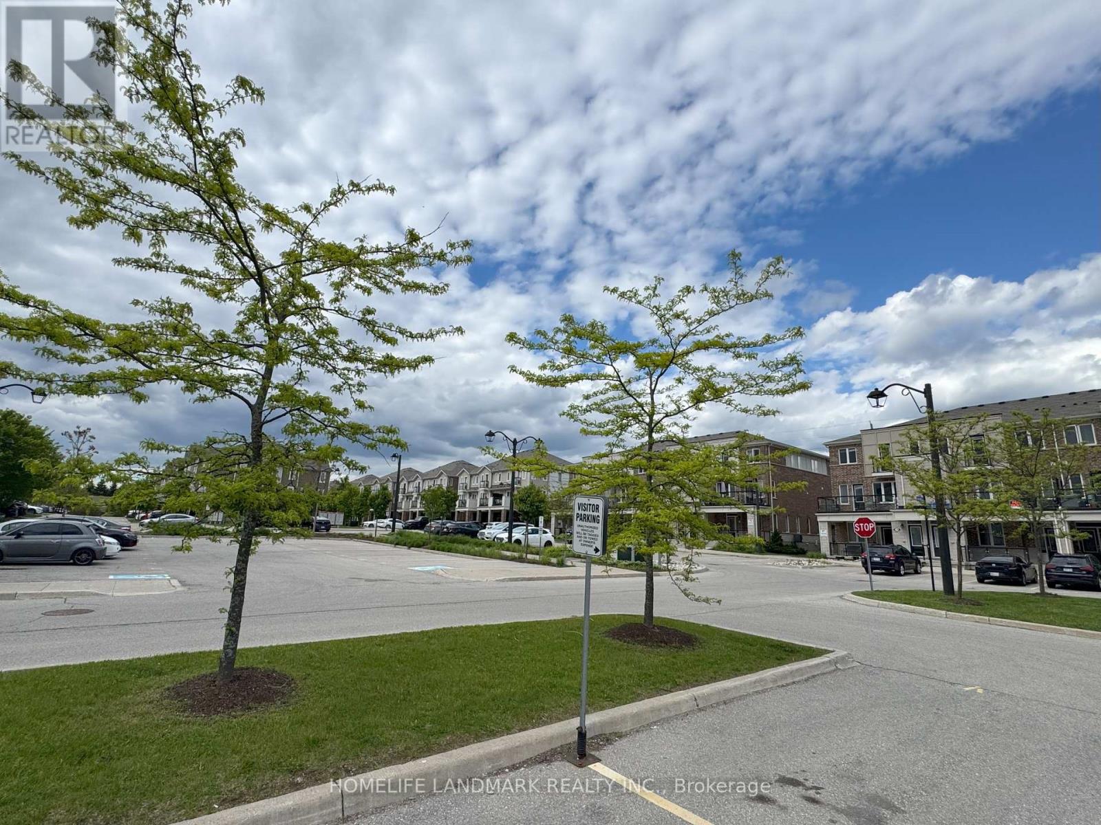 907 Apple Hill Lane, Kitchener, Ontario  N2R 0L7 - Photo 31 - X12186338