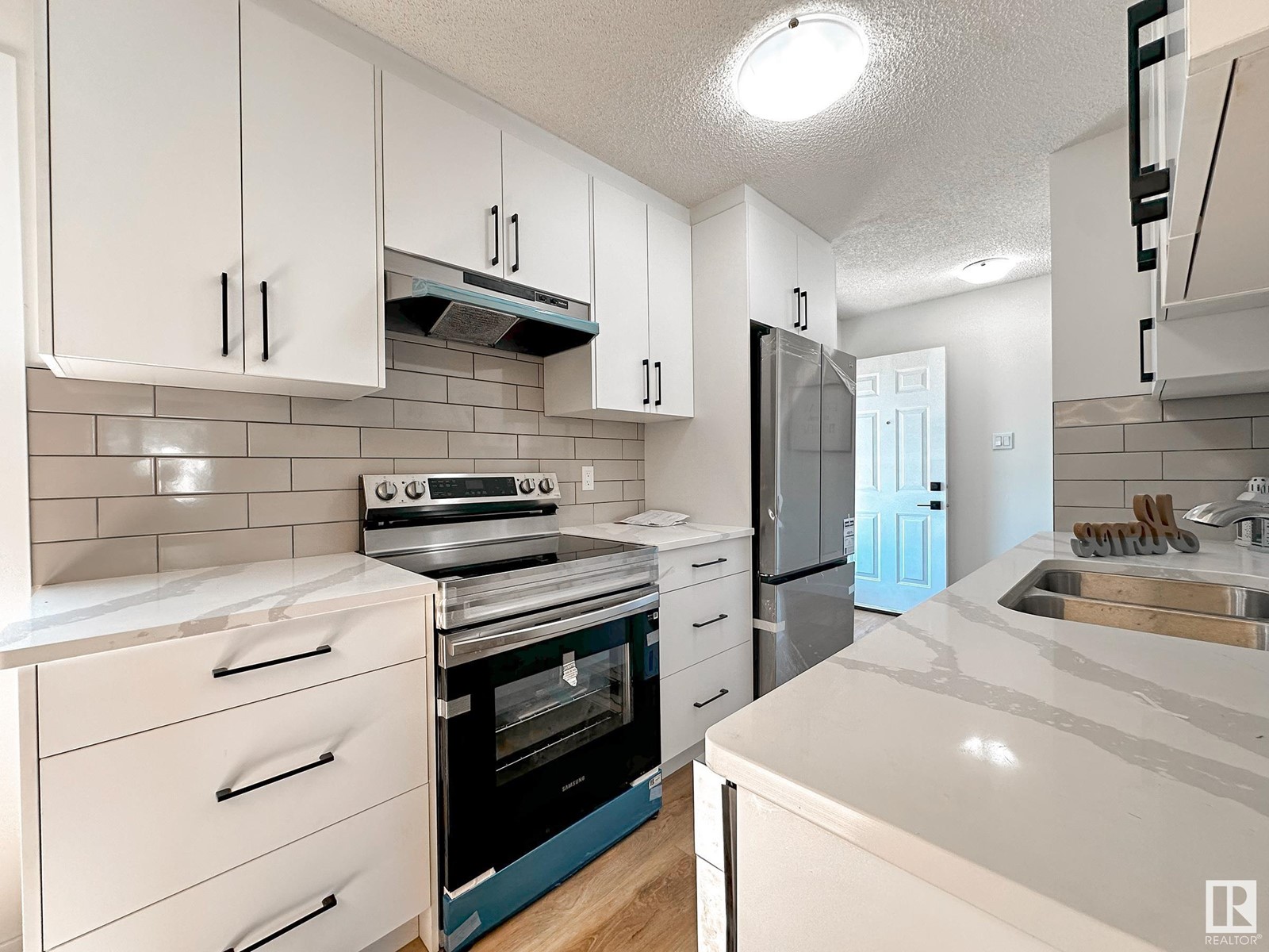 6j Callingwood Co Nw, Edmonton, Alberta  T5T 0H5 - Photo 6 - E4439040