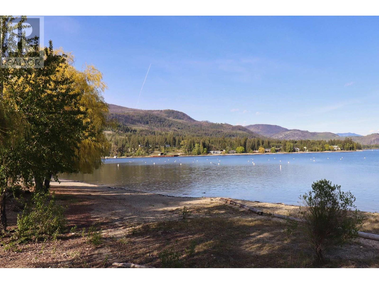 1 Eagle Lane, Lee Creek, BC V0E1M4