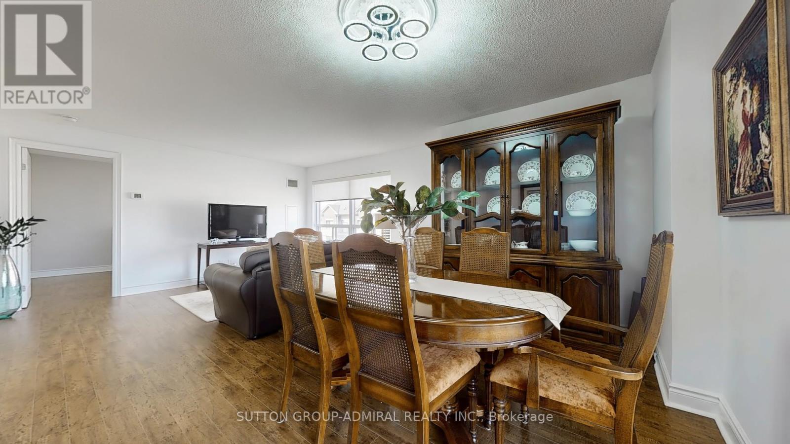 310 - 51 Saddlecreek Drive, Markham, Ontario  L3T 7Z1 - Photo 11 - N12186367
