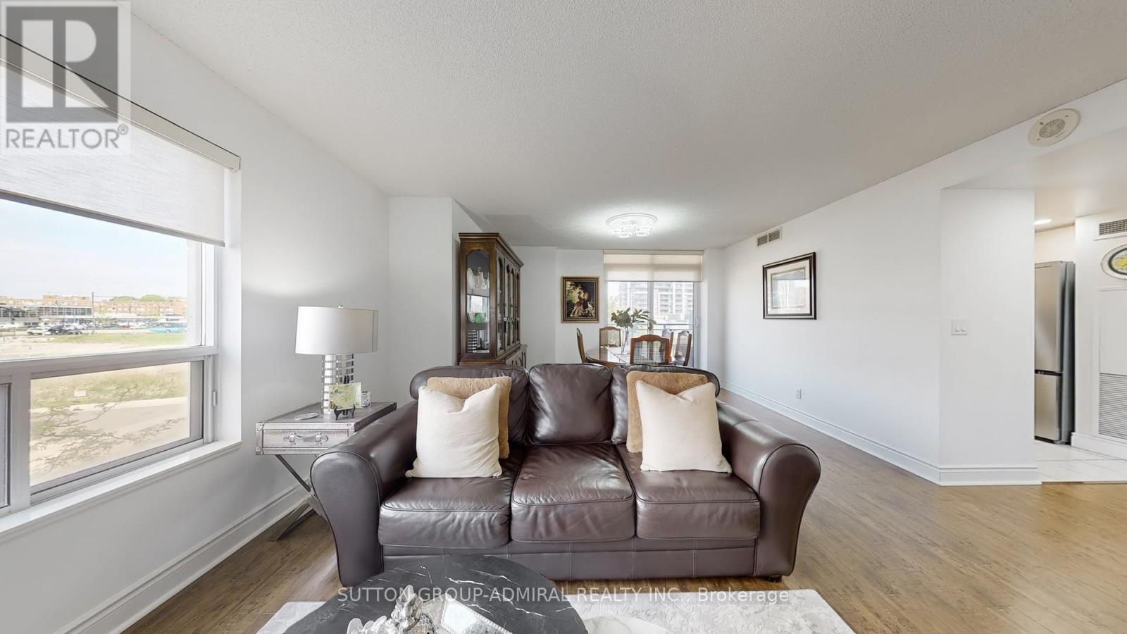 310 - 51 Saddlecreek Drive, Markham, Ontario  L3T 7Z1 - Photo 9 - N12186367