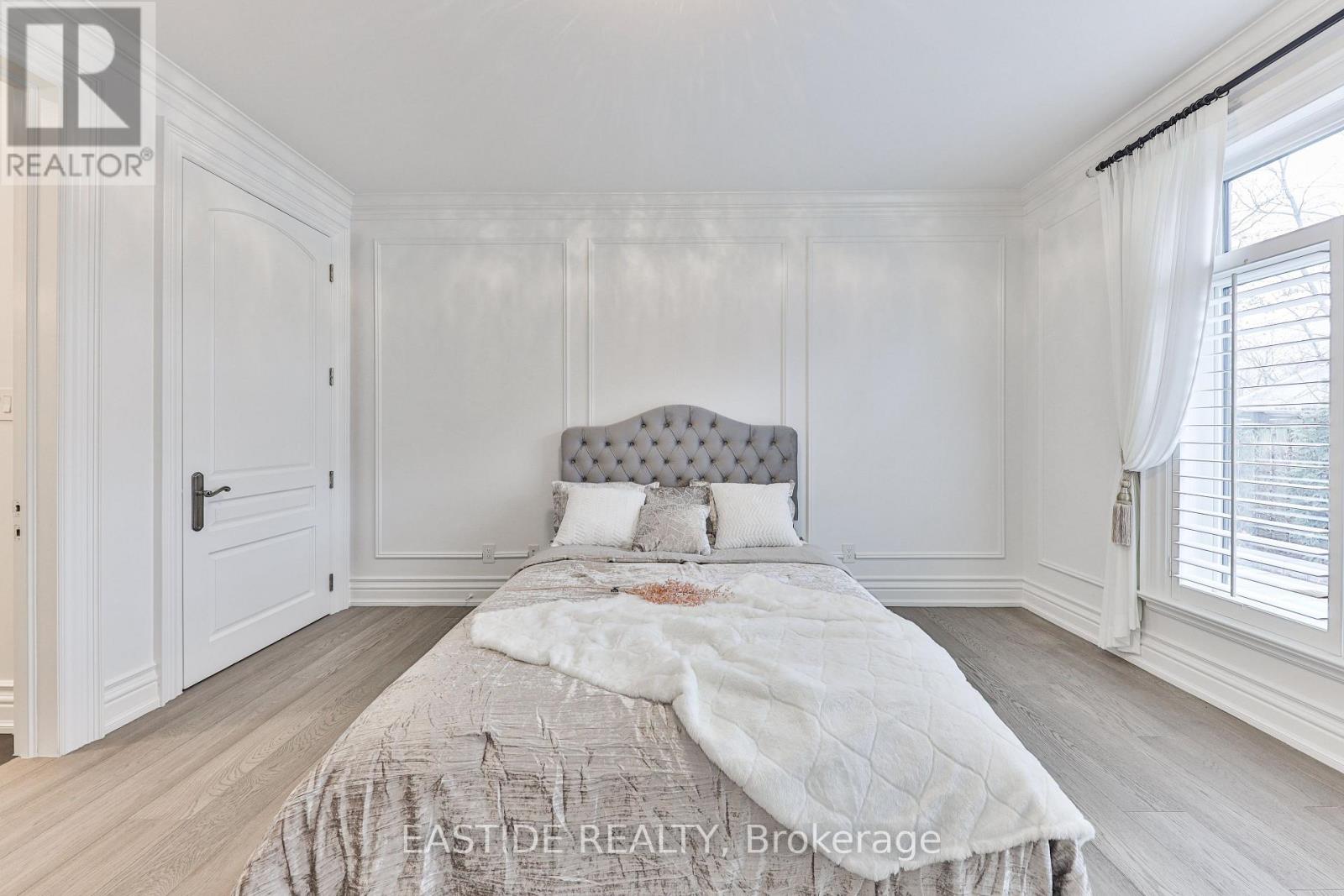 431 Fourth Line, Oakville, Ontario  L6L 5A5 - Photo 25 - W12186366