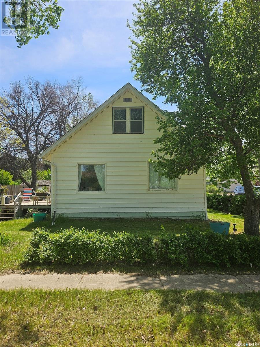 402 Saskatchewan Avenue, Torquay, Saskatchewan  S0C 2L0 - Photo 2 - SK007756
