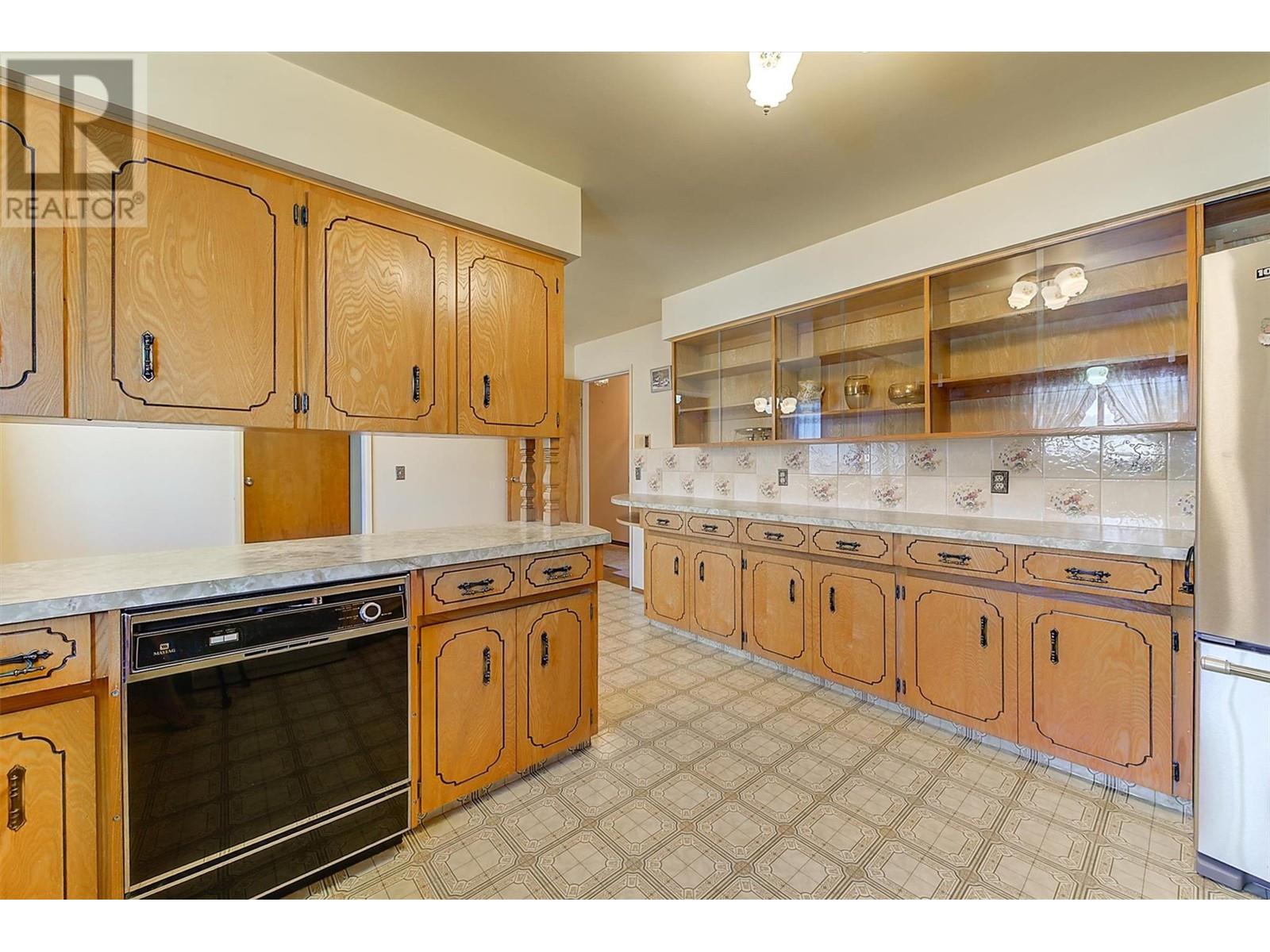 734 Francis Avenue, Kelowna, British Columbia  V1Y 5G5 - Photo 15 - 10350077