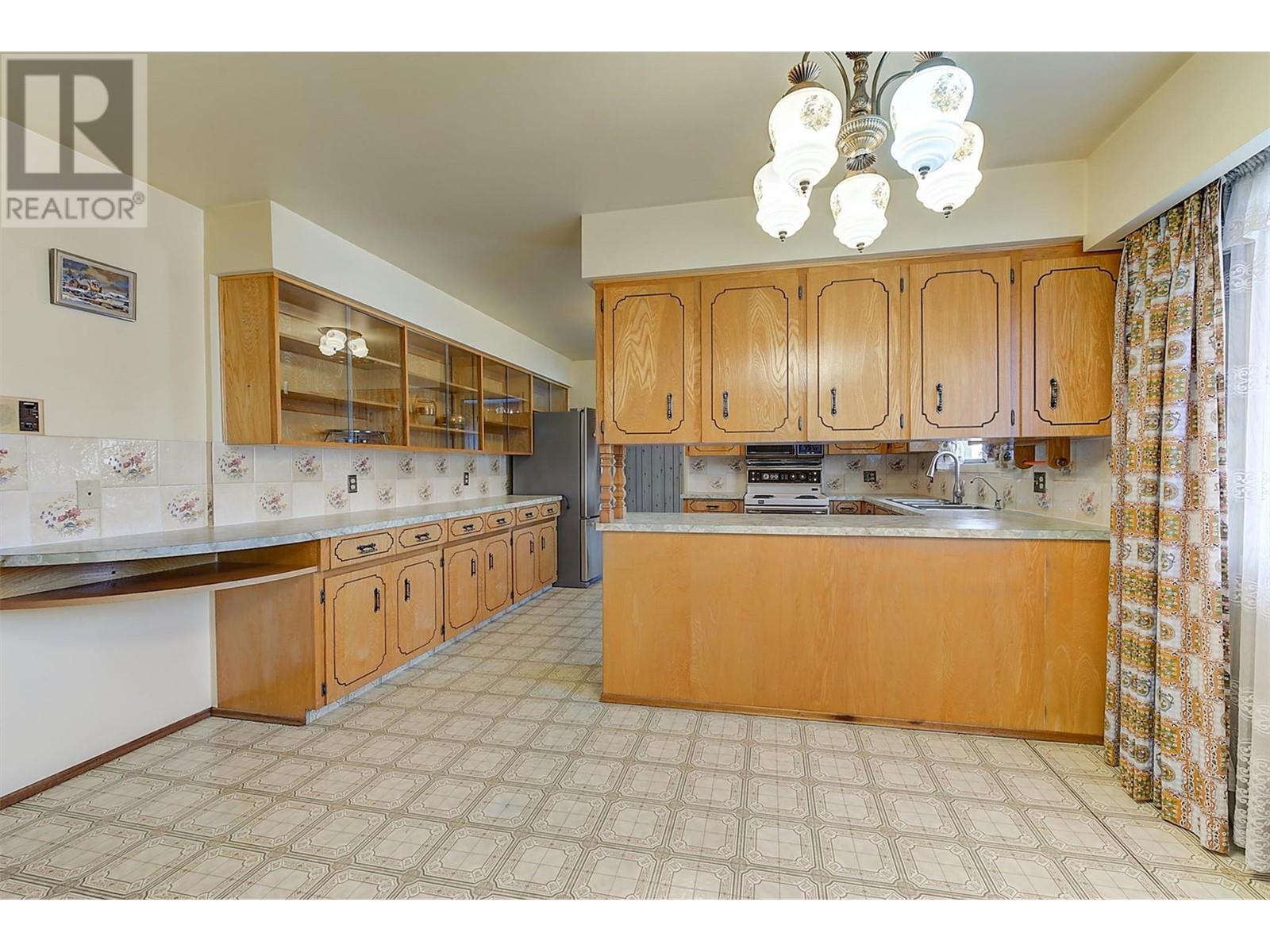 734 Francis Avenue, Kelowna, British Columbia  V1Y 5G5 - Photo 18 - 10350077