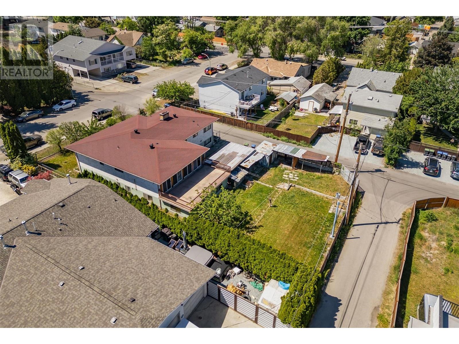734 Francis Avenue, Kelowna, British Columbia  V1Y 5G5 - Photo 3 - 10350077