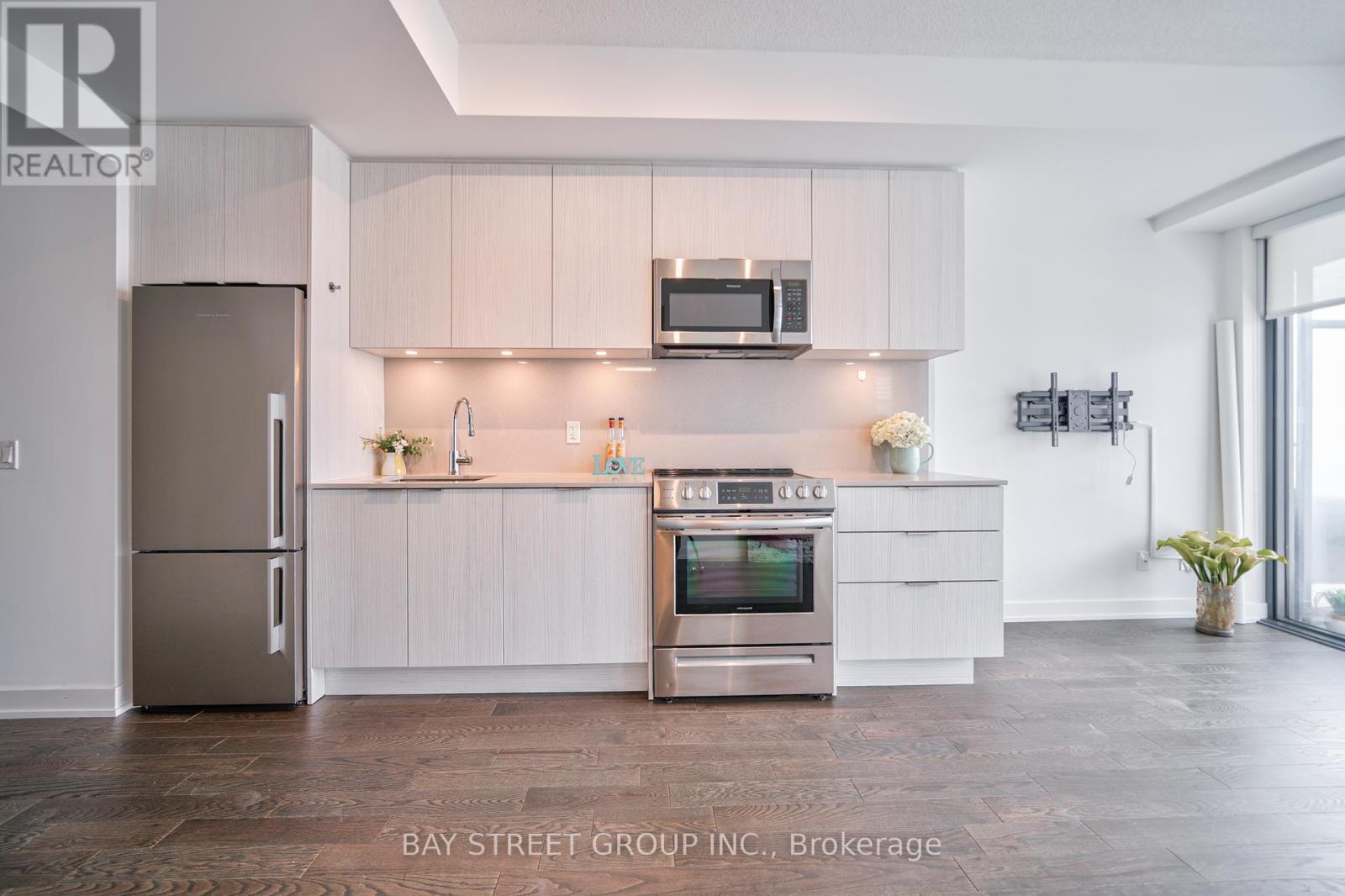 3204 - 25 Richmond Street E, Toronto, Ontario  M5C 1N7 - Photo 12 - C12186381