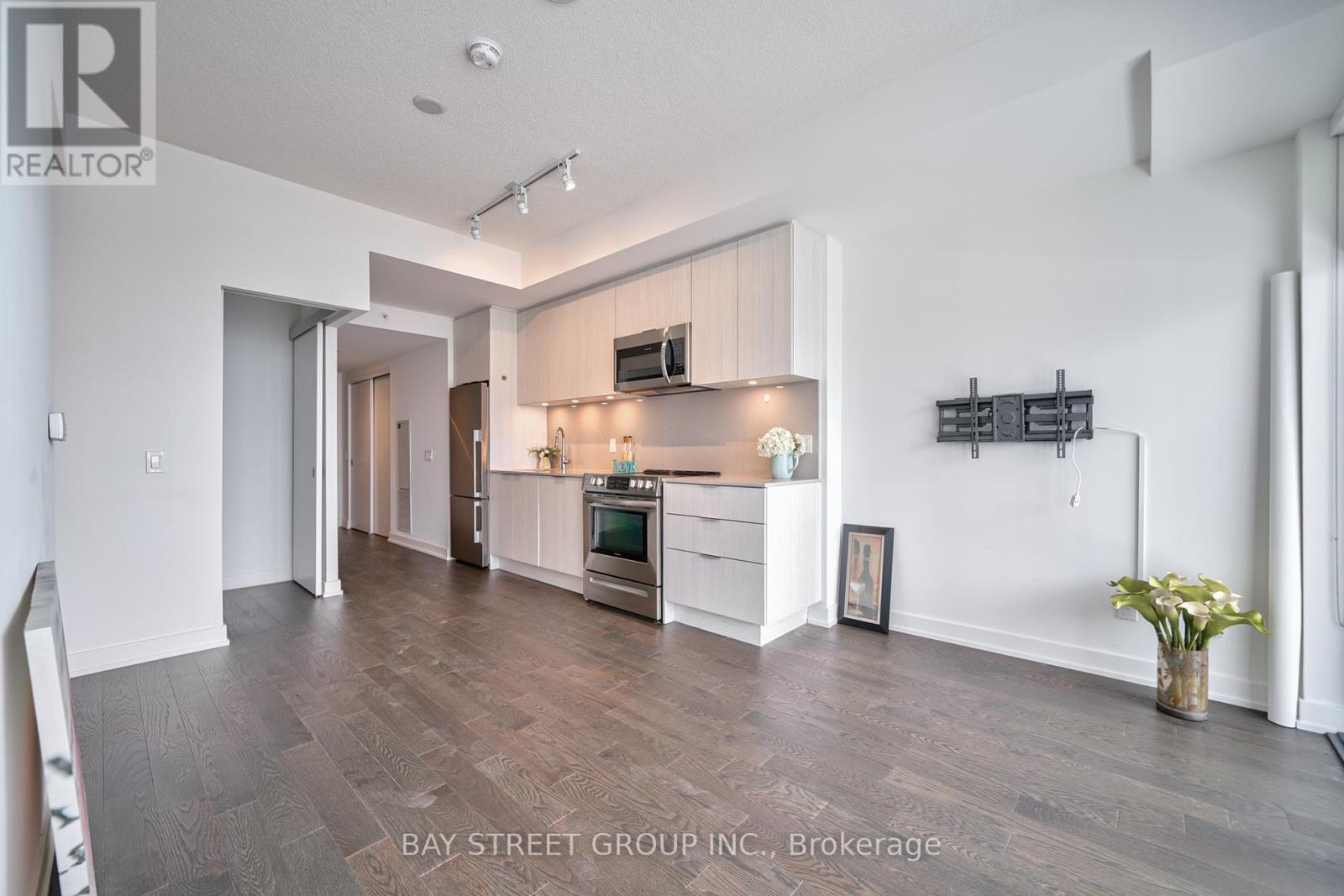 3204 - 25 Richmond Street E, Toronto, Ontario  M5C 1N7 - Photo 15 - C12186381