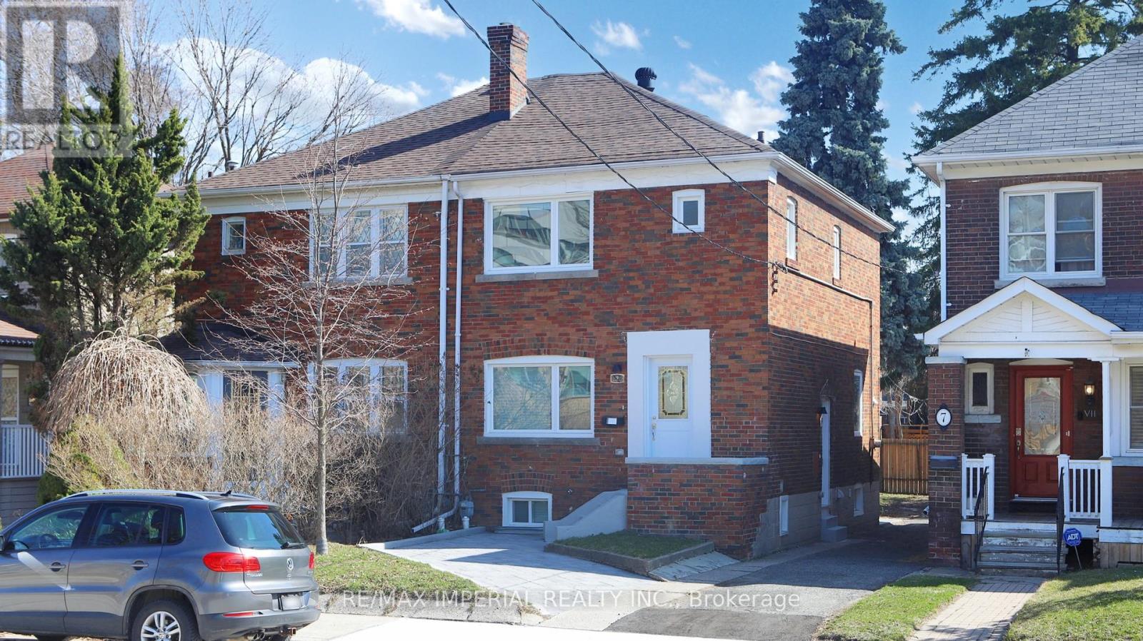 Property at 9 LESMOUNT AVENUE image 1