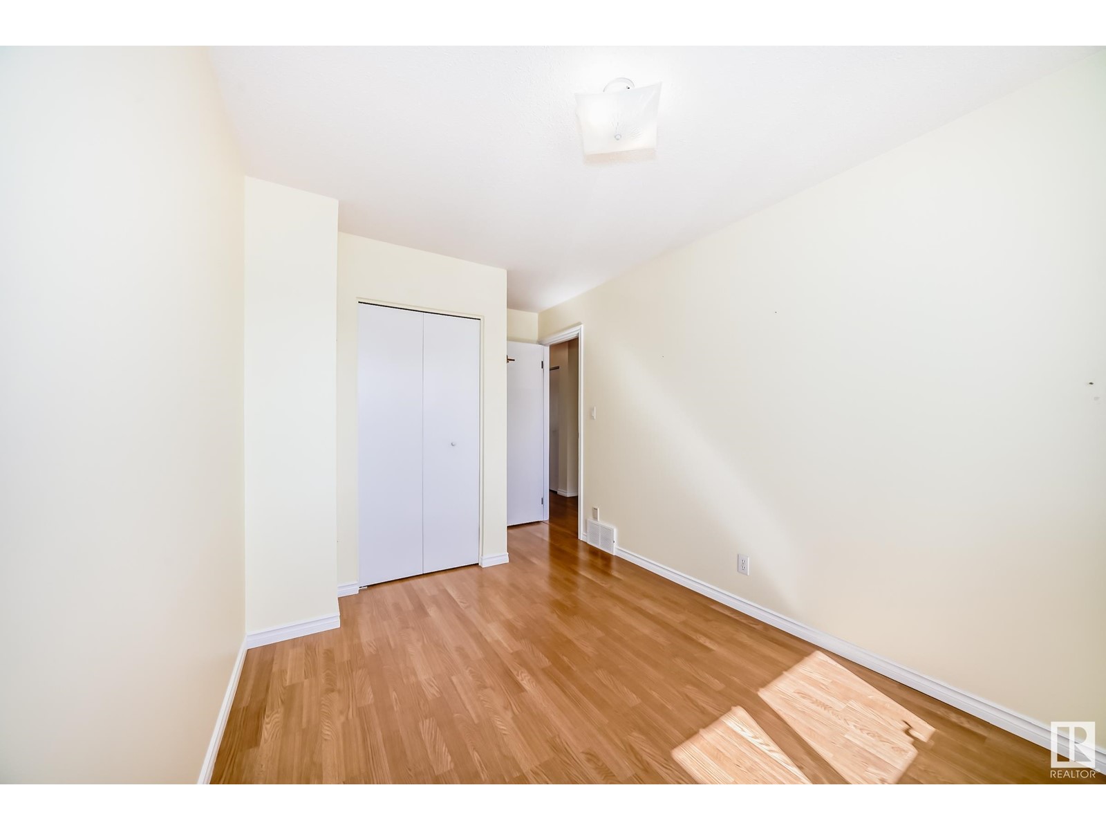 11395 22 Av Nw, Edmonton, Alberta  T6J 4V8 - Photo 28 - E4439664