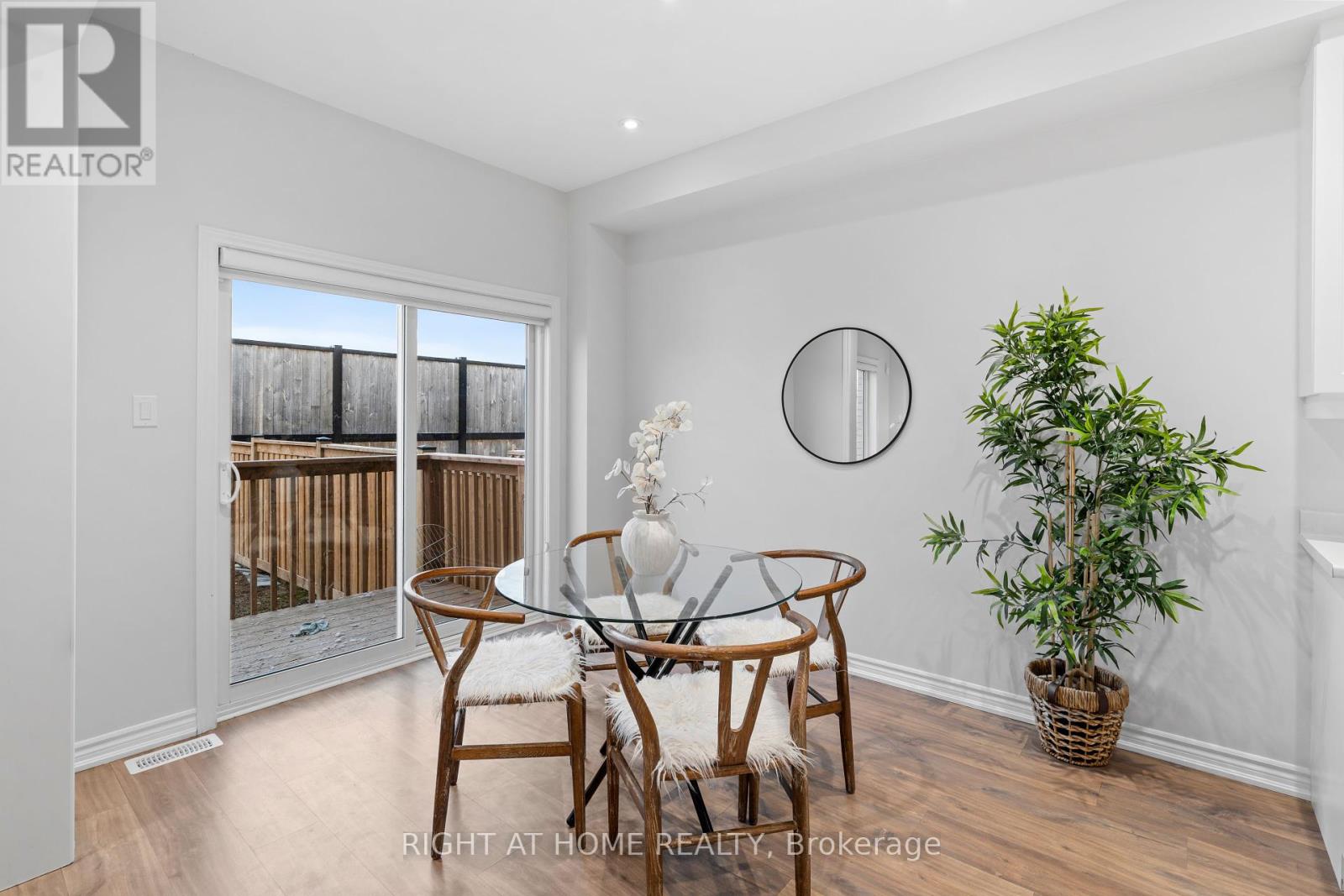 310 Stewart Street, Shelburne, Ontario  L0N 1S3 - Photo 10 - X12186382