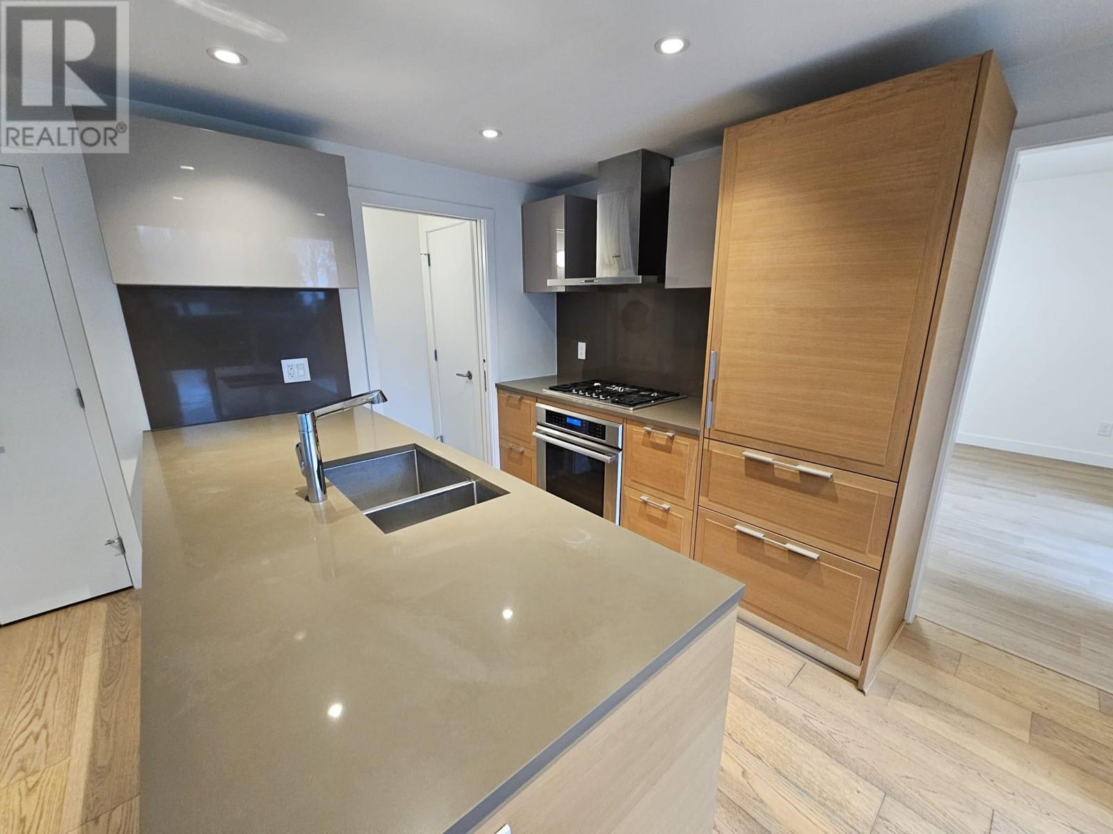 Listing Picture 7 of 39 : 513 7128 ADERA STREET, Vancouver / 溫哥華 - 魯藝地產 Yvonne Lu Group - MLS Medallion Club Member