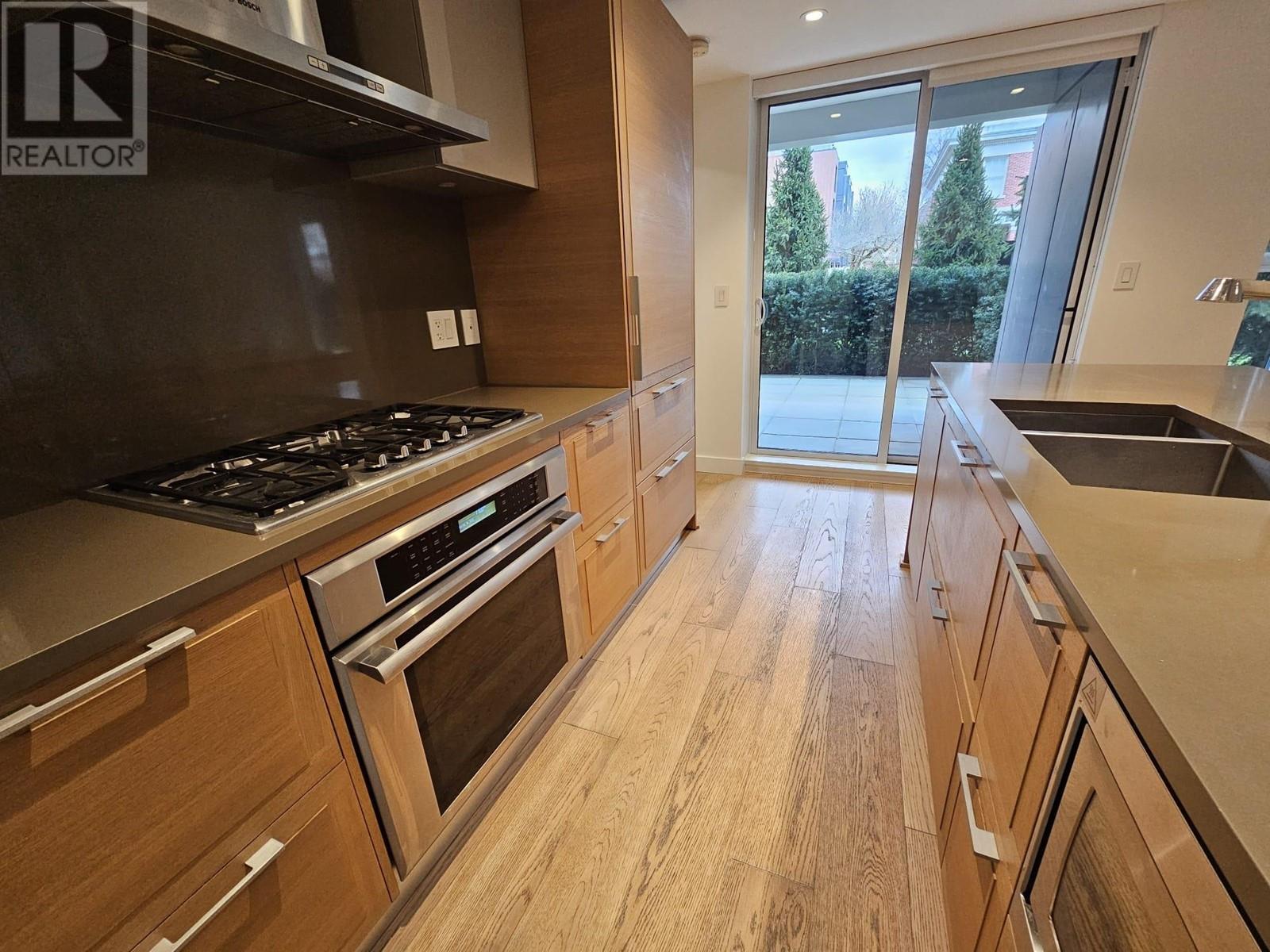 Listing Picture 6 of 39 : 513 7128 ADERA STREET, Vancouver / 溫哥華 - 魯藝地產 Yvonne Lu Group - MLS Medallion Club Member