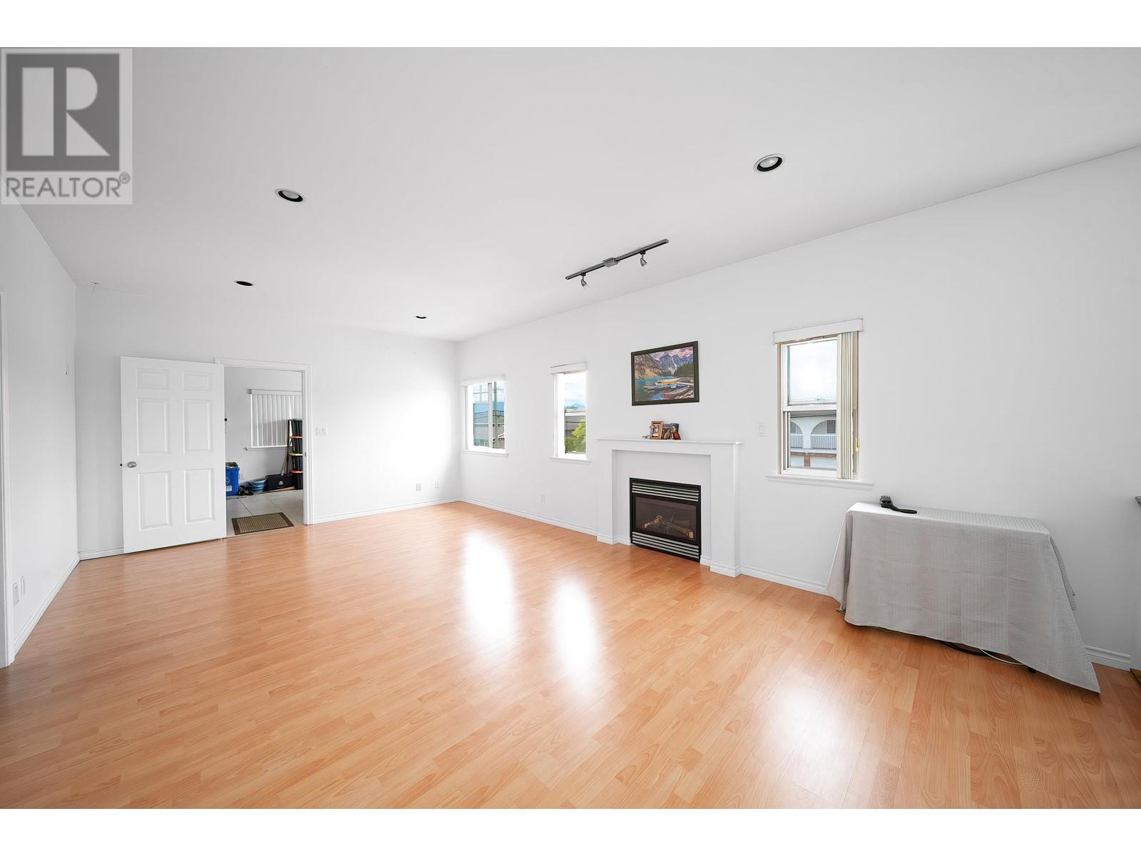 6789 Gilley Avenue, Burnaby, British Columbia  V5H 3W8 - Photo 14 - R3006506