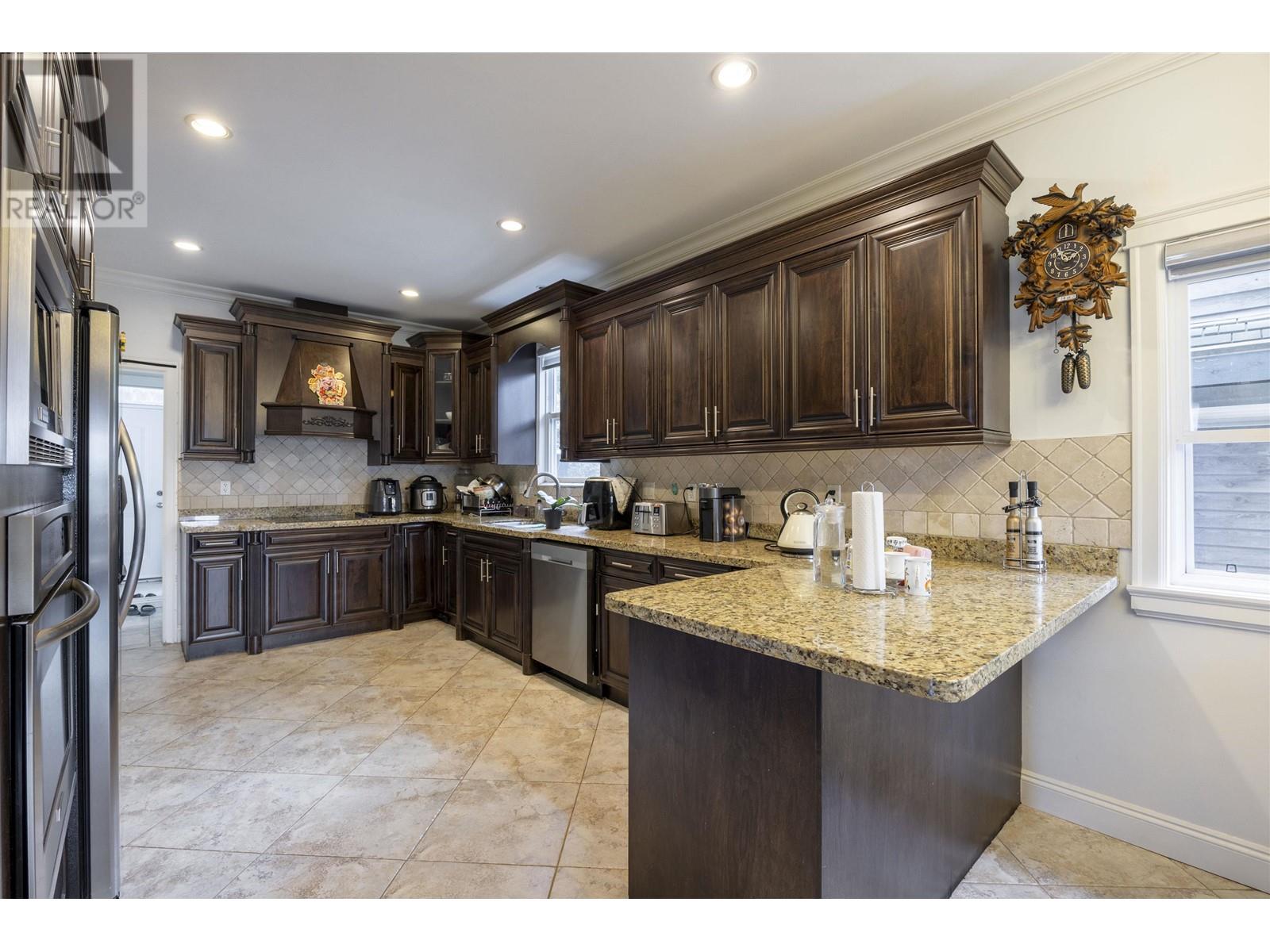 7035 6th Street, Burnaby, British Columbia  V5E 3T4 - Photo 11 - R3007026