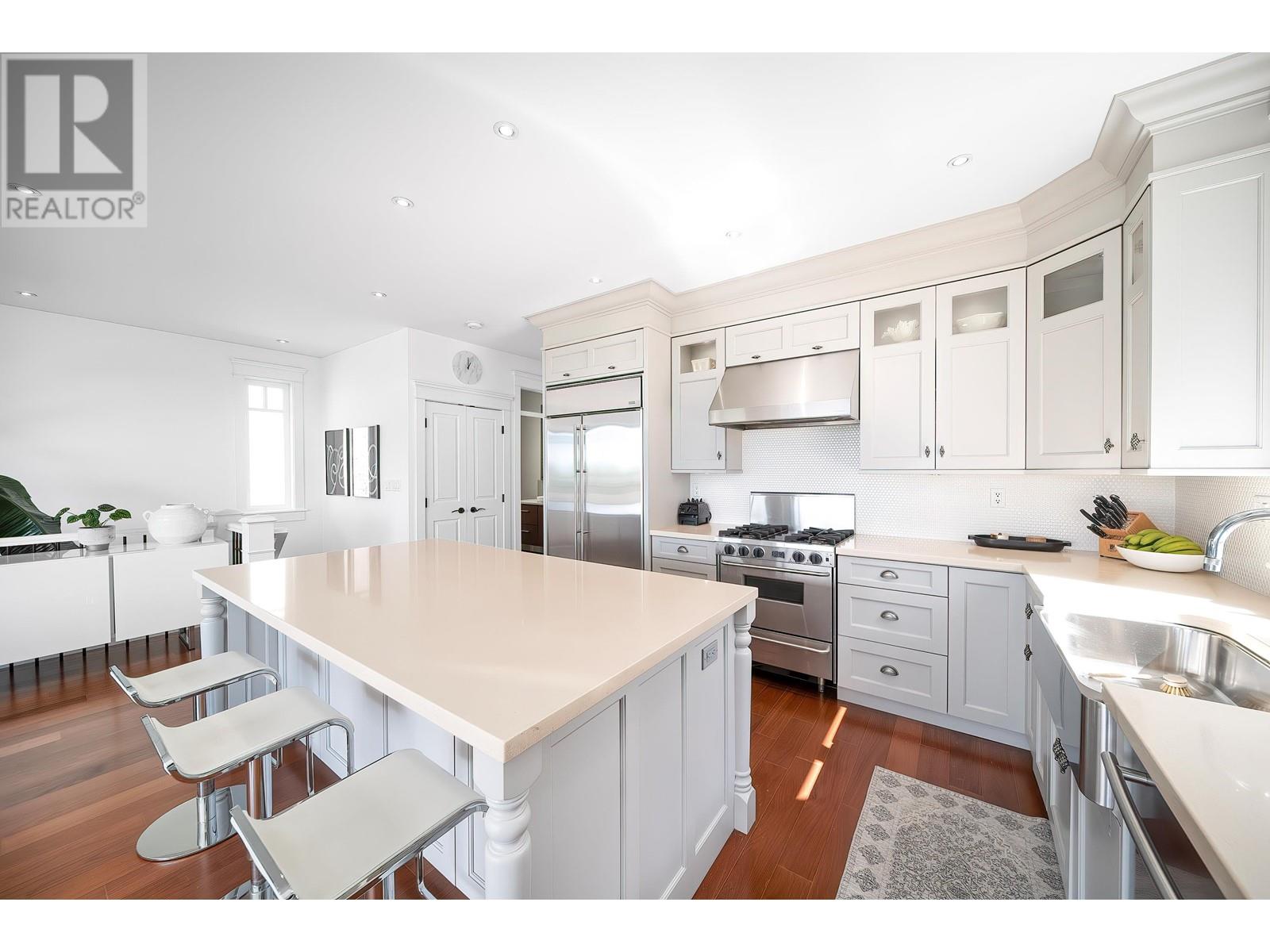 18 Hythe Avenue, Burnaby, British Columbia  V5B 3H7 - Photo 23 - R3009411