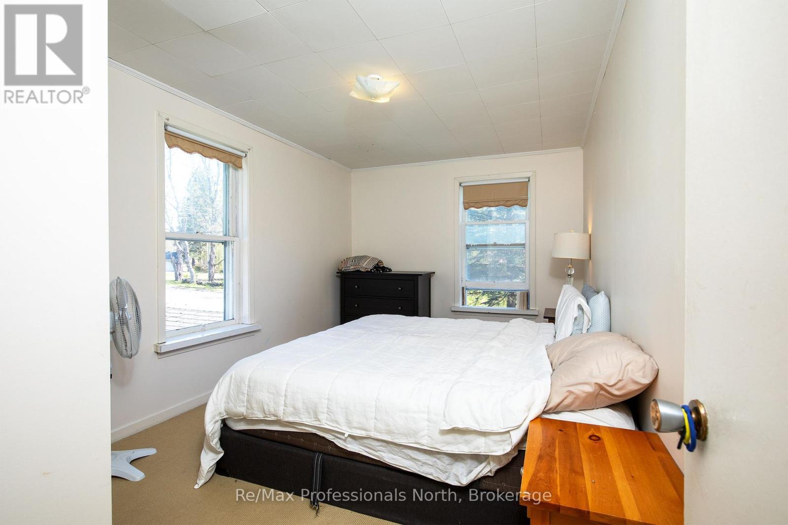 145 Front Street, Bracebridge, Ontario P1L 1J7 - Photo 17 - X12154851