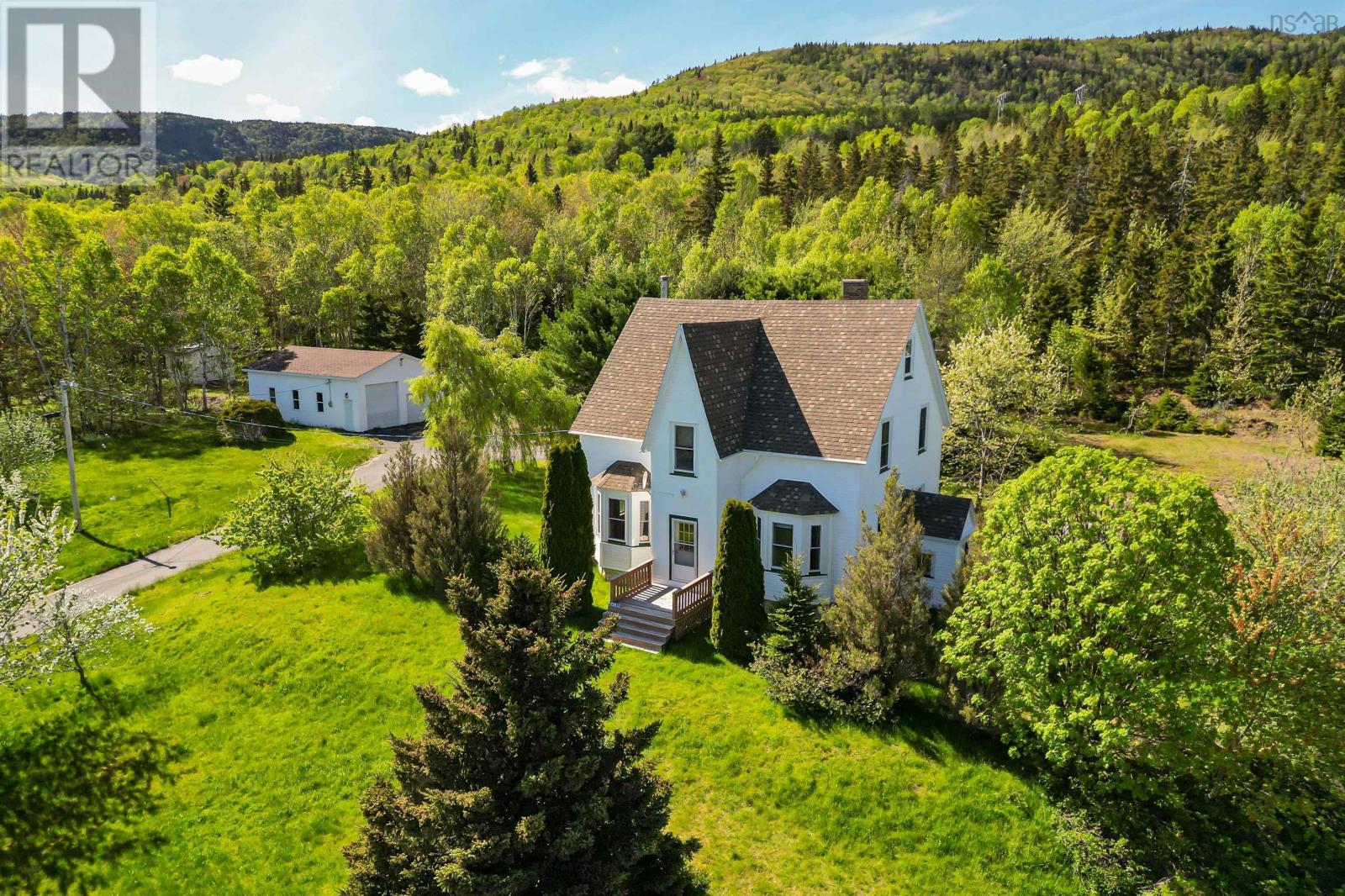45832 Cabot Trail, Indian Brook, Nova Scotia  B0C 1H0 - Photo 2 - 202509783