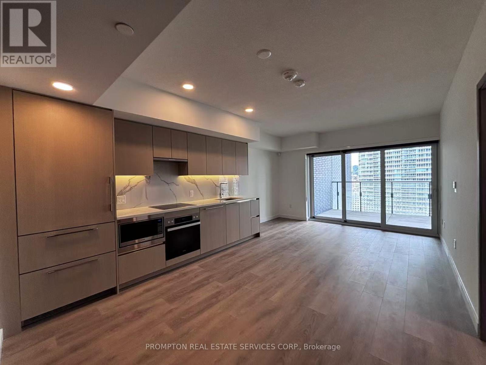 932 - 3 Concord Cityplace Way, Toronto (Waterfront Communities), Ontario  M5V 0X3 - Photo 1 - C12180565
