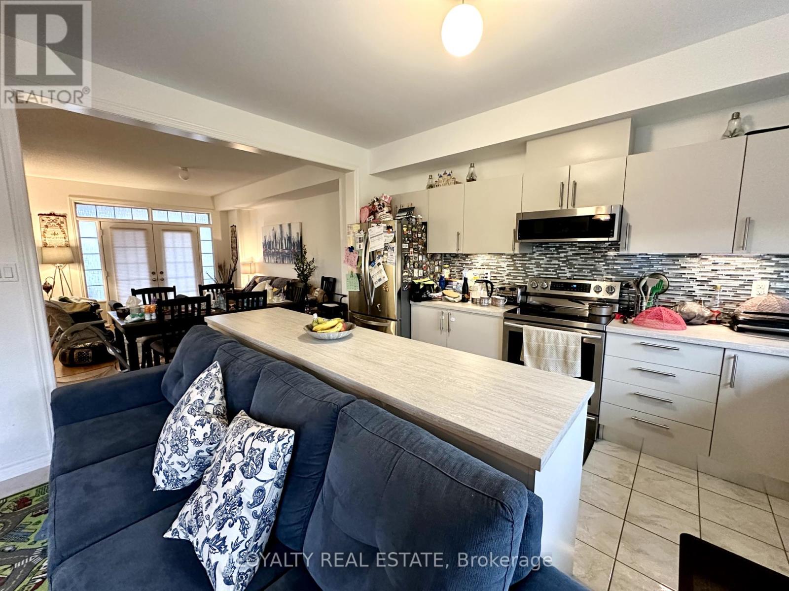 108 Elephant Hill Drive, Clarington, Ontario  L1C 0V8 - Photo 10 - E12186390