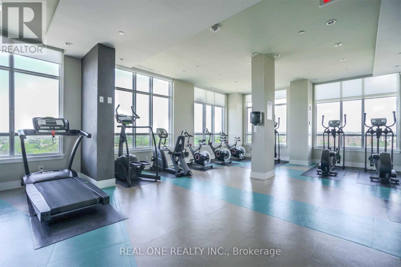 1304 - 9205 Yonge Street, Richmond Hill (Langstaff), Ontario  L4C 6Z2 - Photo 10 - N12186386