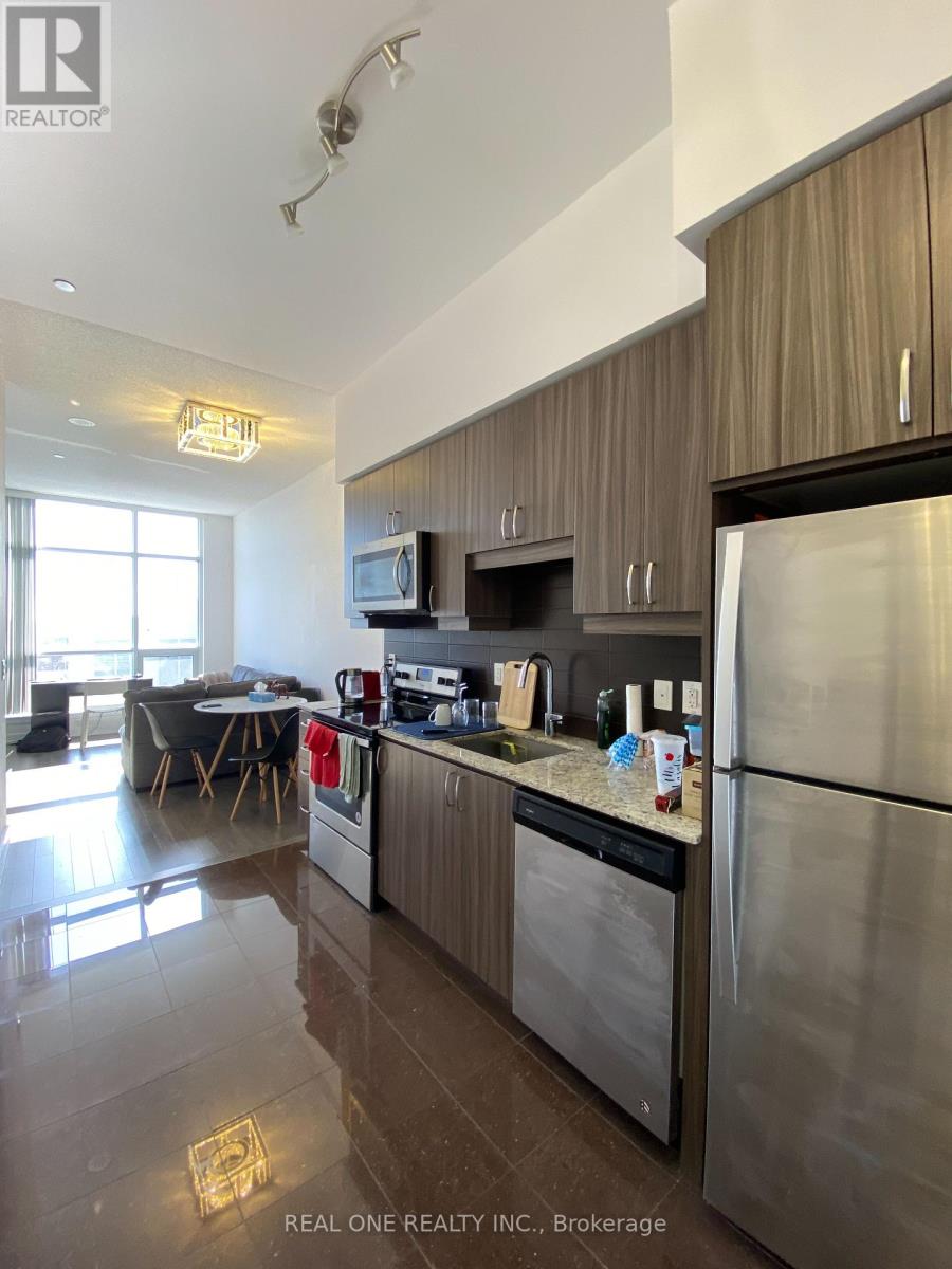 1304 - 9205 Yonge Street, Richmond Hill (Langstaff), Ontario  L4C 6Z2 - Photo 5 - N12186386