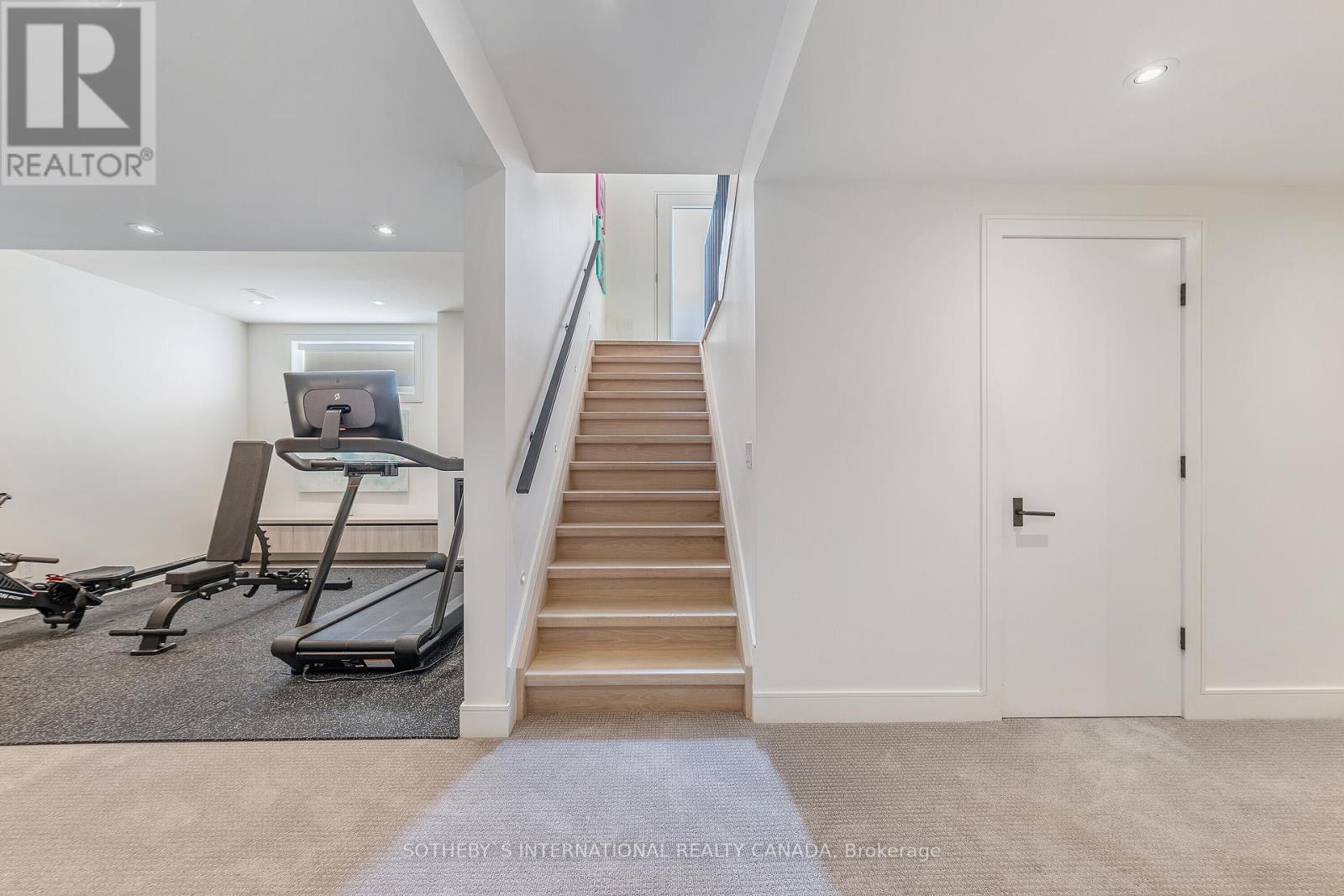 83 Guthrie Avenue, Toronto, Ontario  M8Y 3L3 - Photo 37 - W12107885