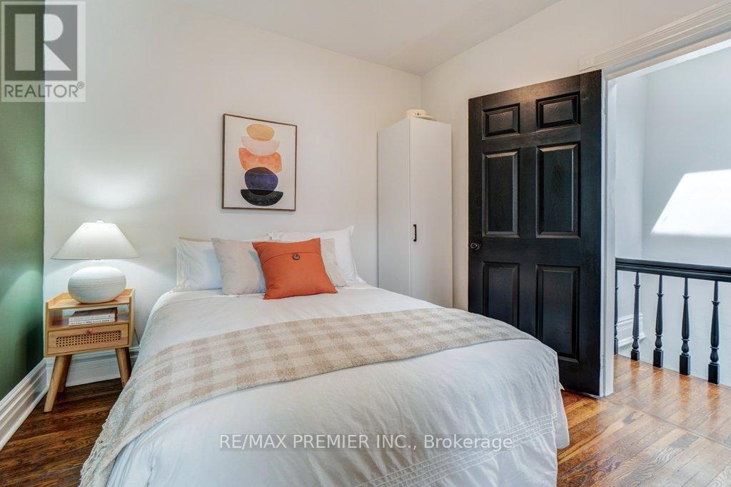 1 Gwynne Avenue, Toronto, Ontario  M6K 2C2 - Photo 31 - W12182363