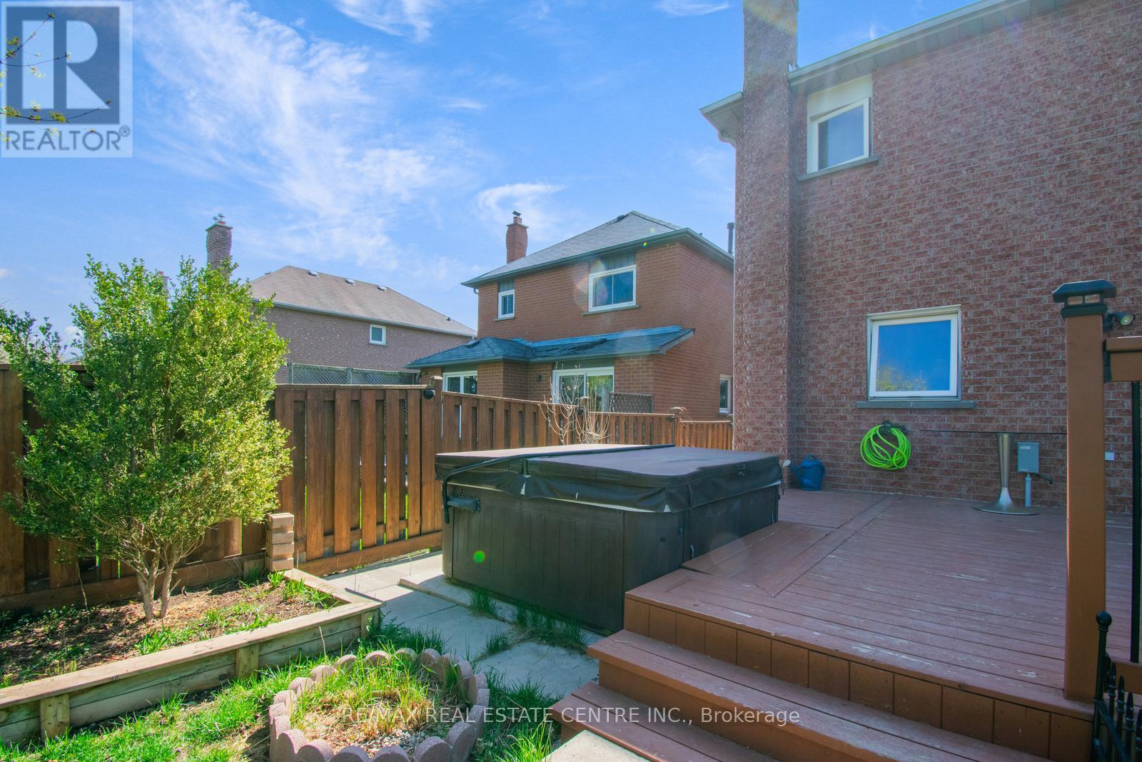 2840 Tradewind Drive, Mississauga, Ontario  L5N 6L1 - Photo 42 - W12186393