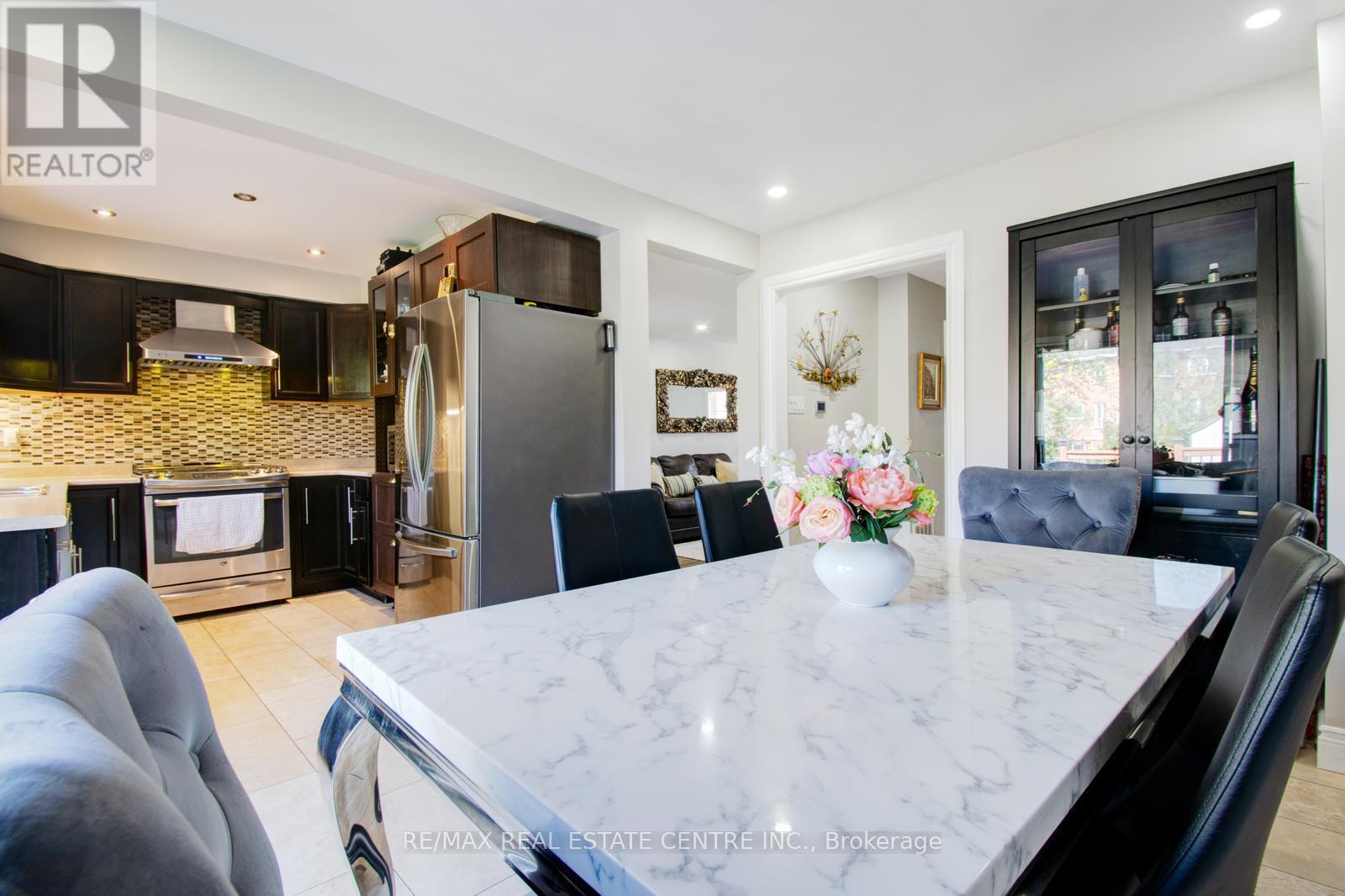 2840 Tradewind Drive, Mississauga, Ontario  L5N 6L1 - Photo 20 - W12186393
