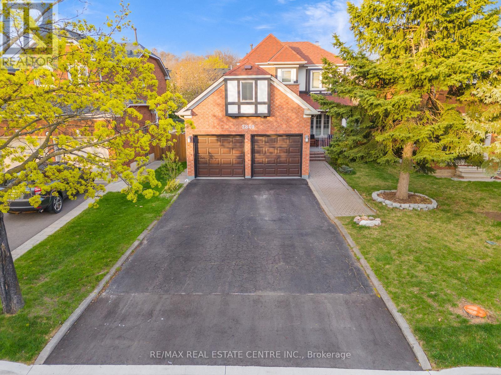2840 Tradewind Drive, Mississauga, Ontario  L5N 6L1 - Photo 1 - W12186393