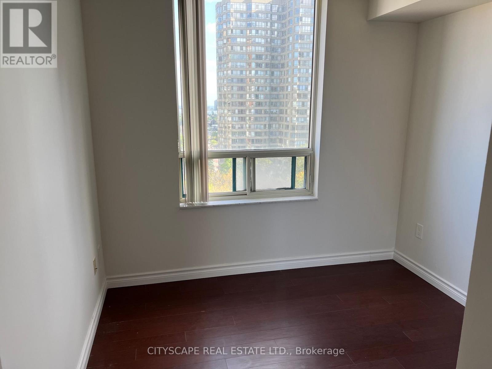 1111 - 265 Enfield Place, Mississauga (City Centre), Ontario  L5B 3Y7 - Photo 10 - W12184082