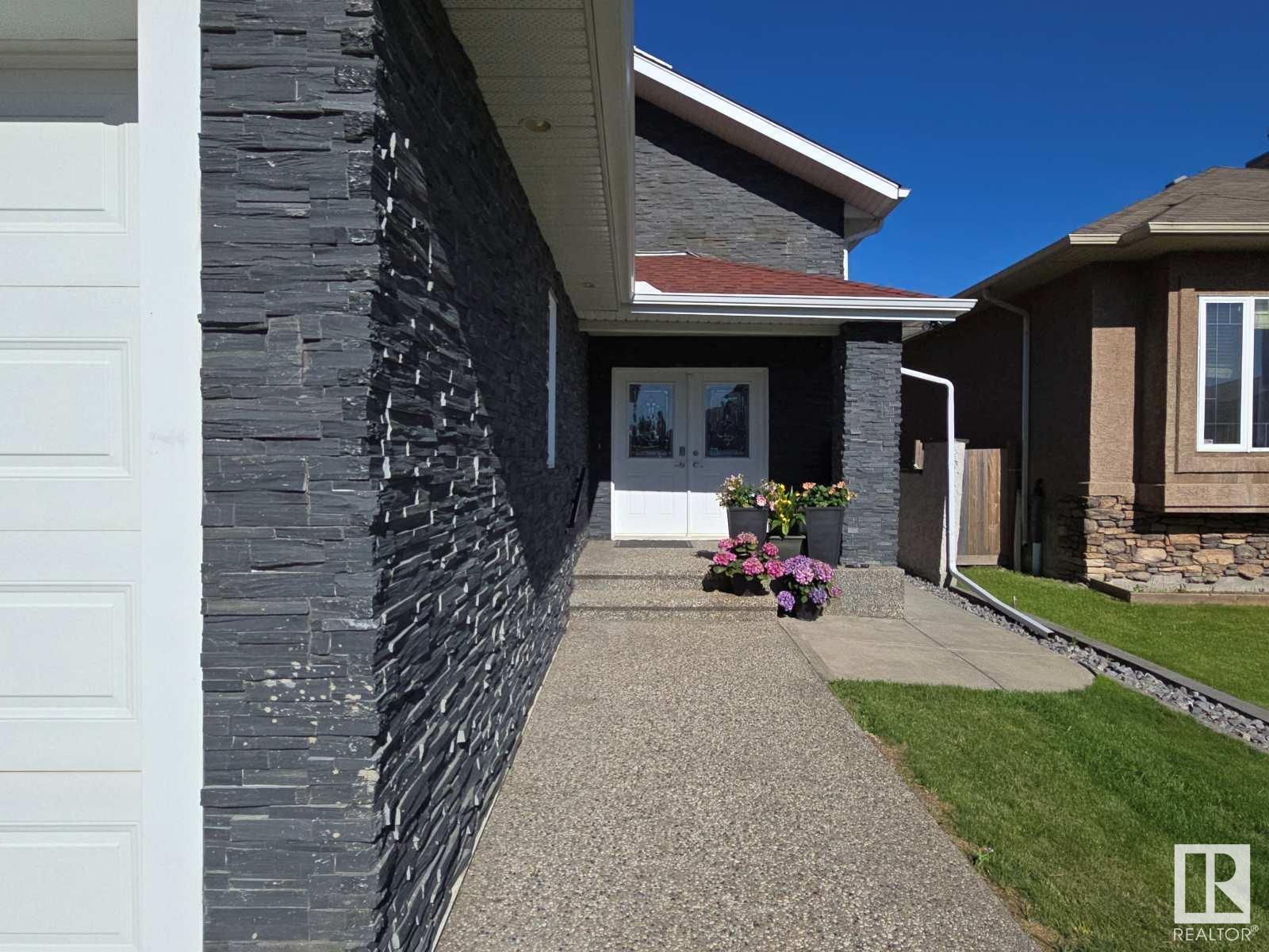 16111 134 St Nw, Edmonton, Alberta  T6V 0C1 - Photo 2 - E4439673