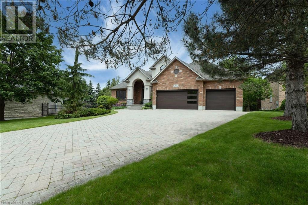 Property at 108 DIRKSEN Court image 2