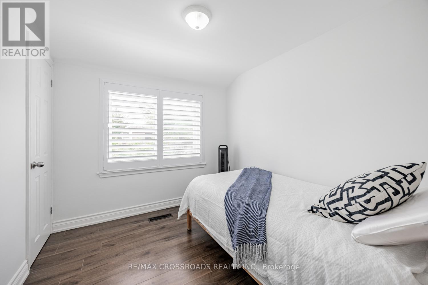 47 Bonniewood Road, Toronto (Ionview), Ontario  M1K 2L9 - Photo 17 - E12186410