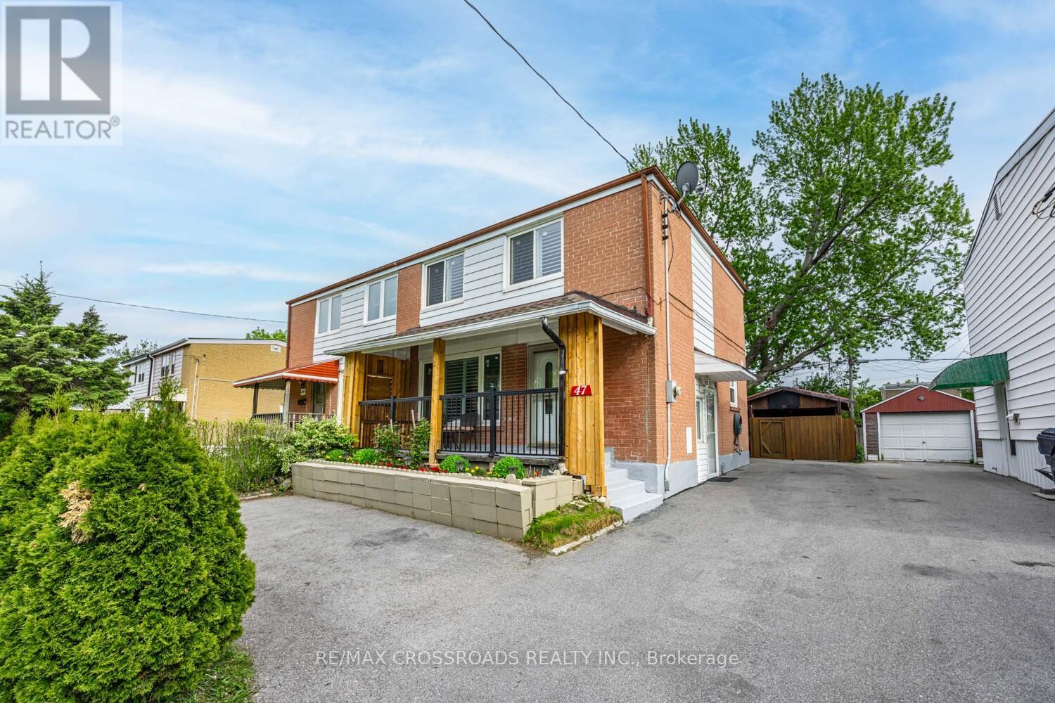 47 Bonniewood Road, Toronto (Ionview), Ontario  M1K 2L9 - Photo 2 - E12186410