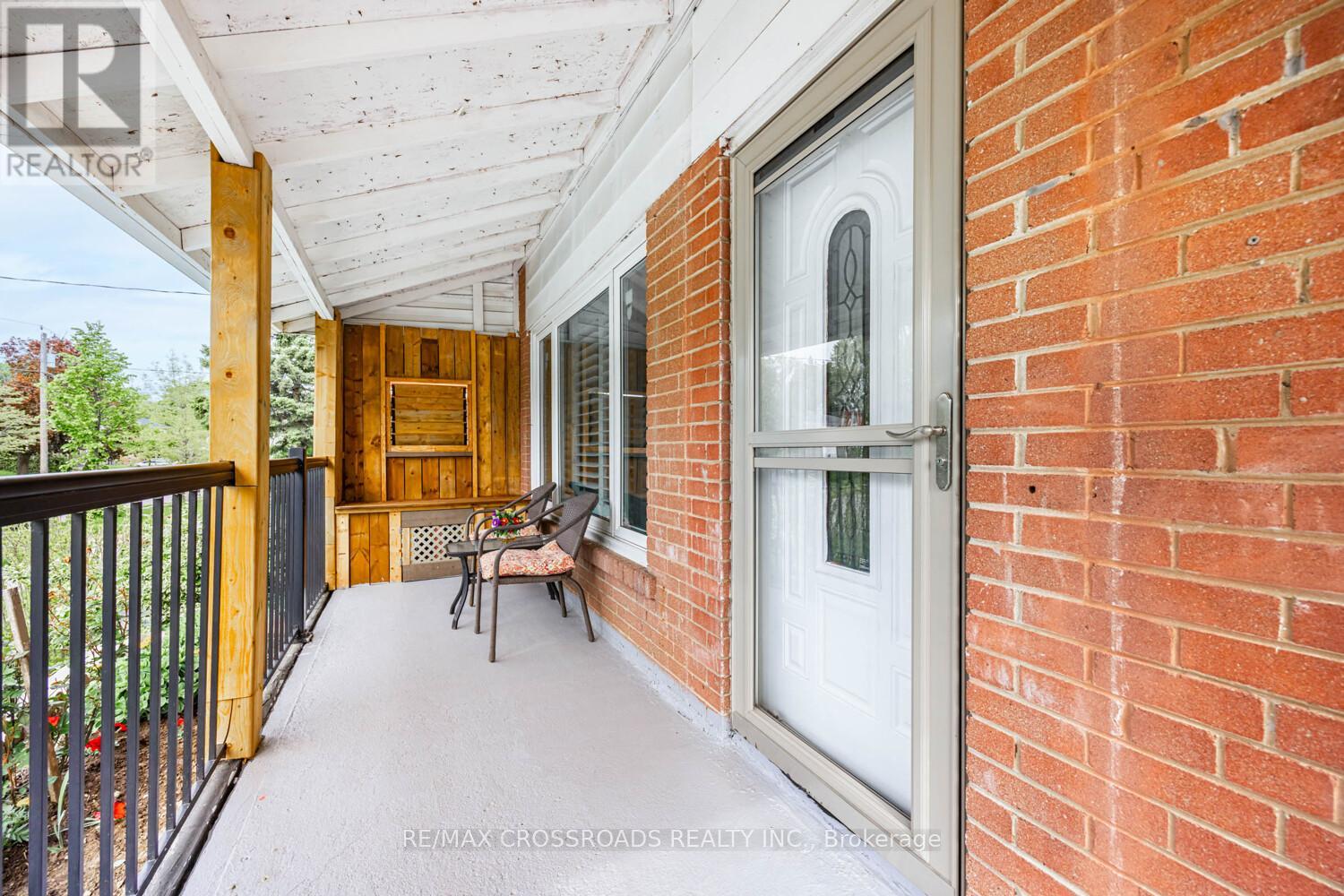 47 Bonniewood Road, Toronto (Ionview), Ontario  M1K 2L9 - Photo 3 - E12186410