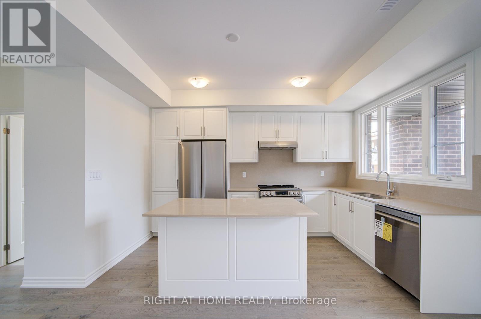 8 - 1220 Dartmouth Crescent, Oakville, Ontario  L6H 8C1 - Photo 14 - W12186401