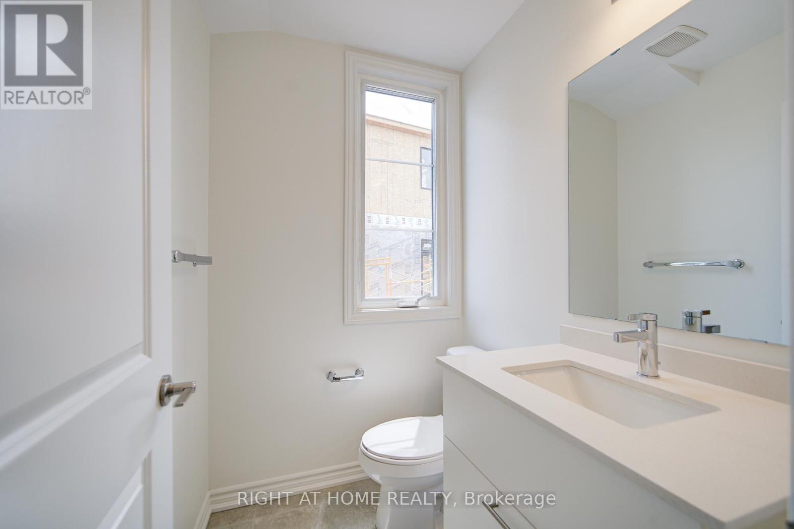 8 - 1220 Dartmouth Crescent, Oakville, Ontario  L6H 8C1 - Photo 20 - W12186401
